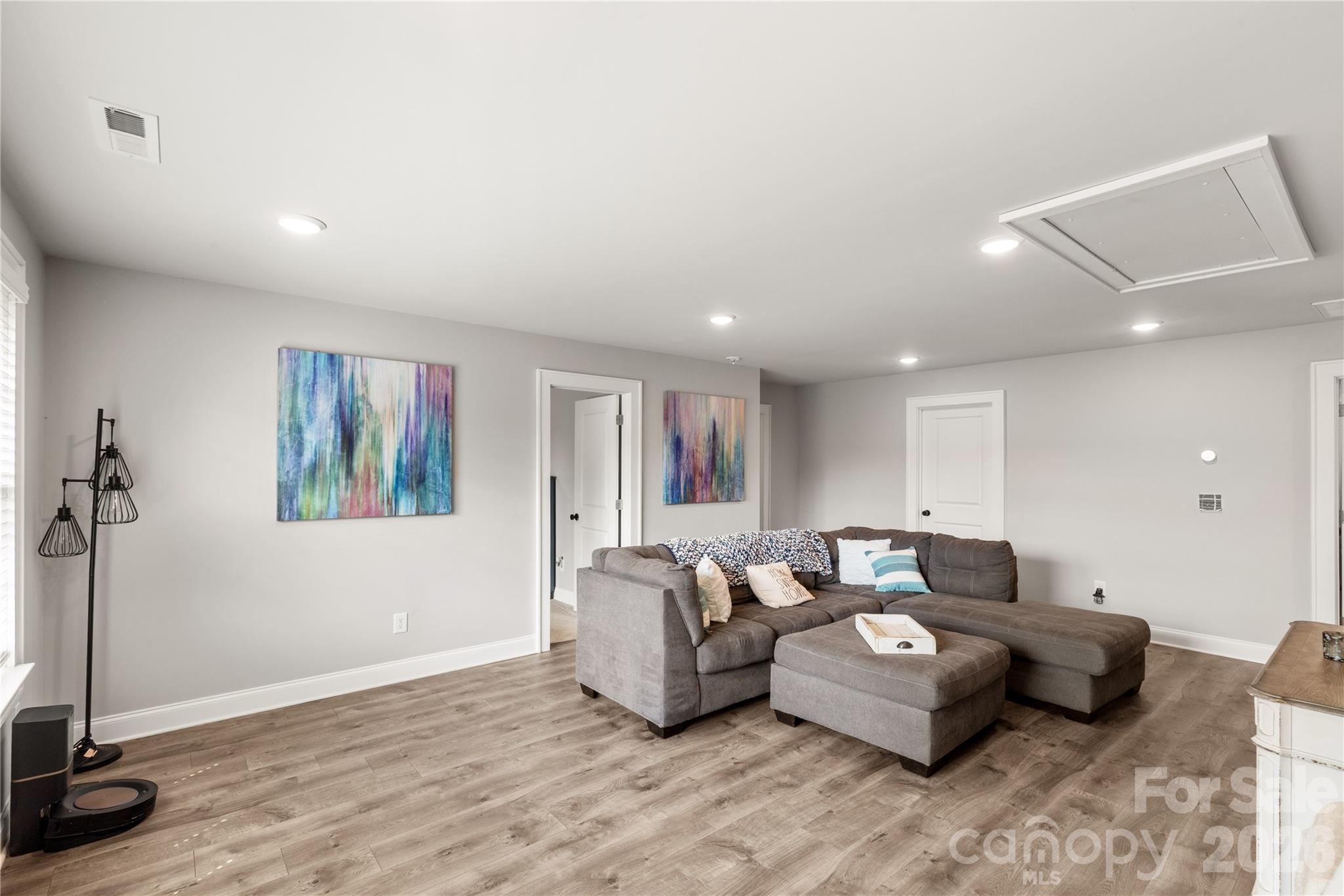 836 Hardin Street — Lancaster