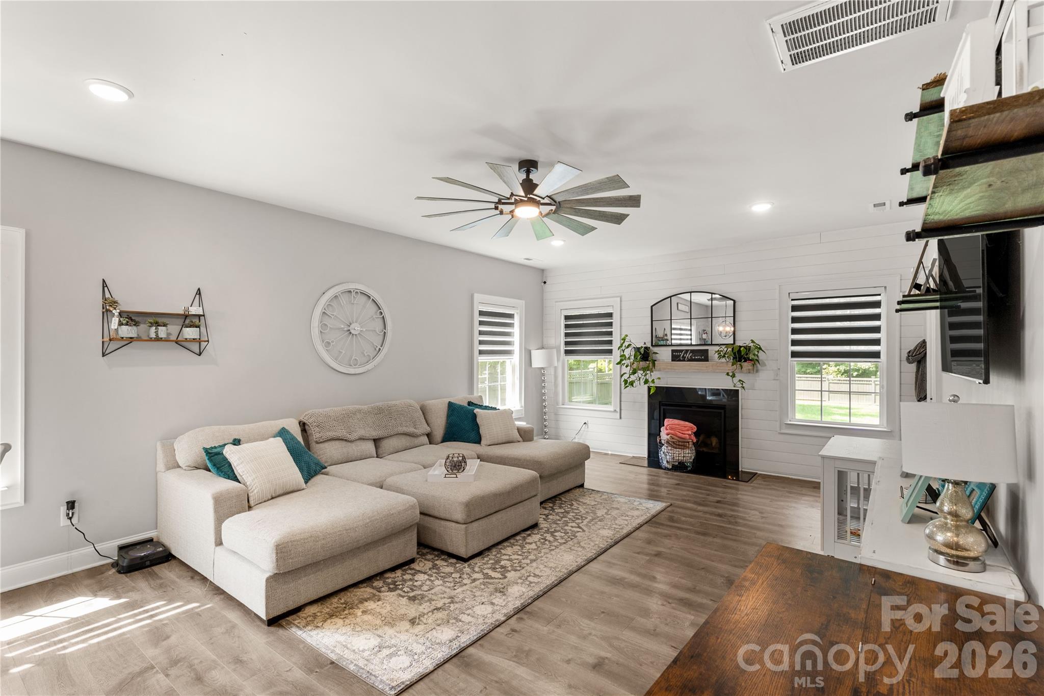 836 Hardin Street — Lancaster
