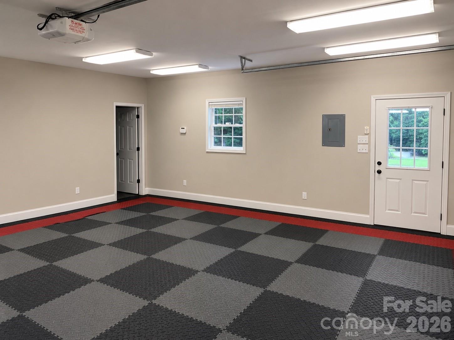7627 Maple Bluff Lane — Concord