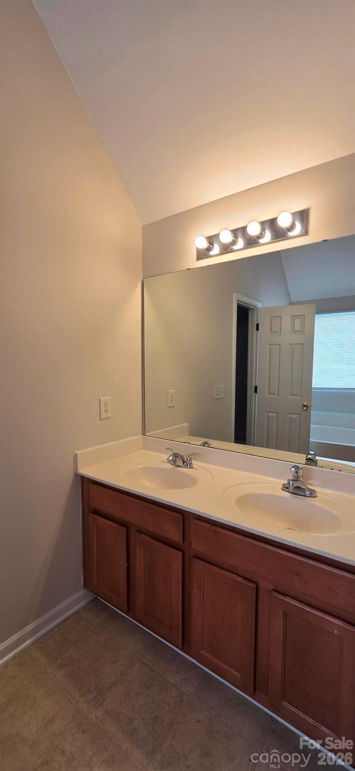5708 Twin Brook Drive — Charlotte