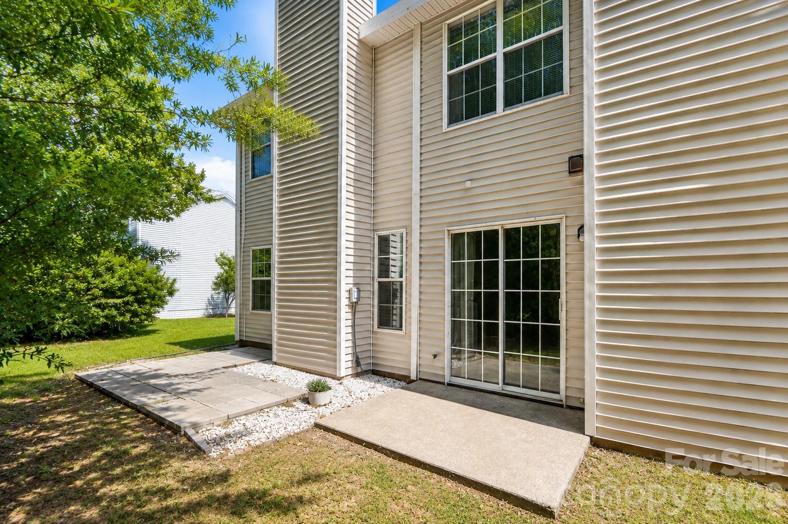 6216 Windsor Gate Lane — Charlotte