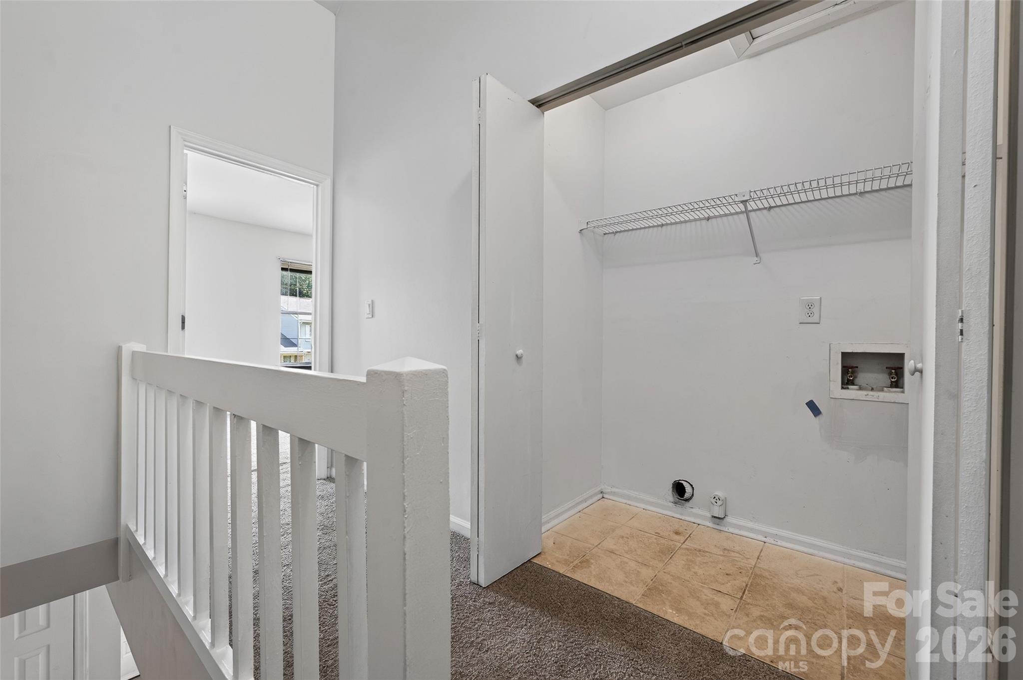 6216 Windsor Gate Lane — Charlotte
