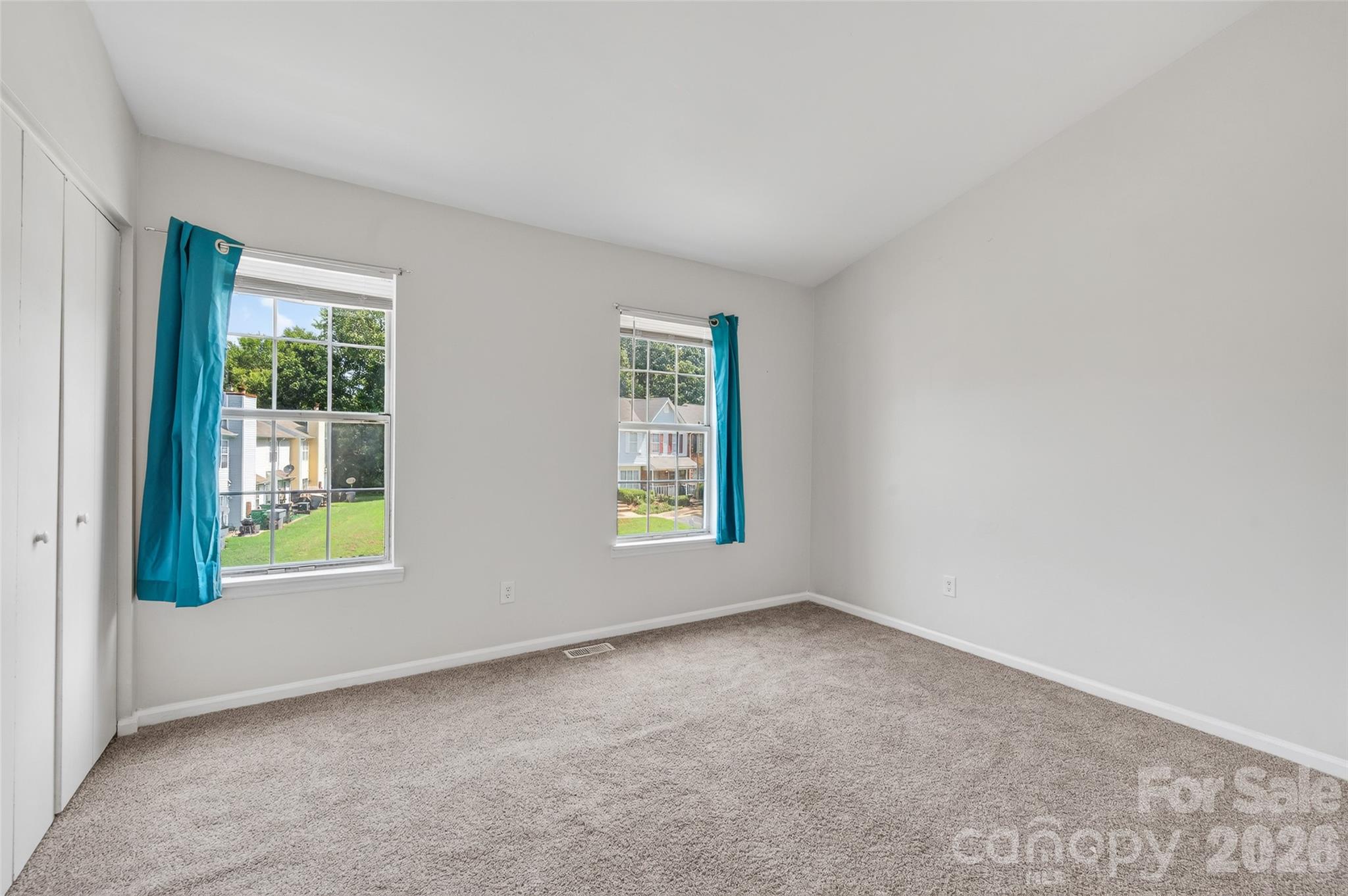 6216 Windsor Gate Lane — Charlotte