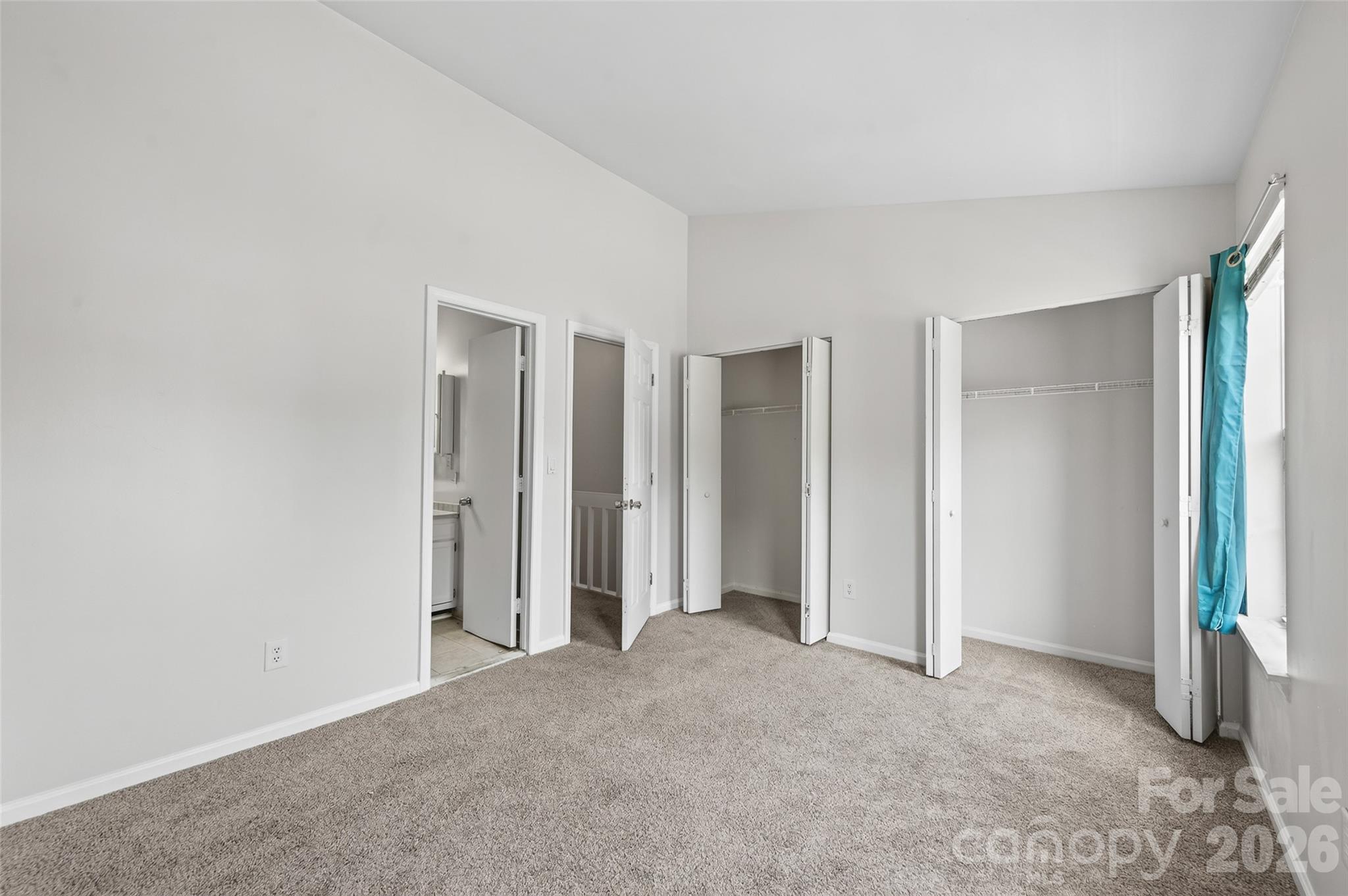 6216 Windsor Gate Lane — Charlotte