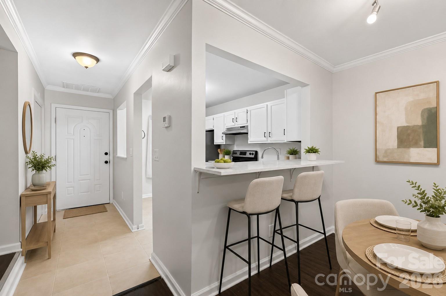 6216 Windsor Gate Lane — Charlotte