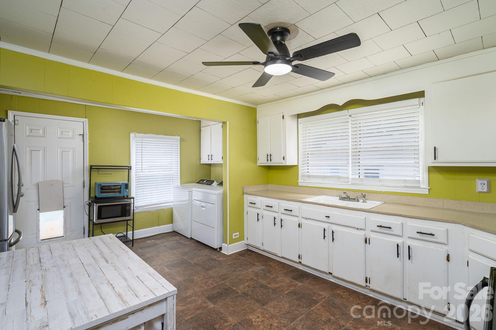 2820 Westview Street — Gastonia