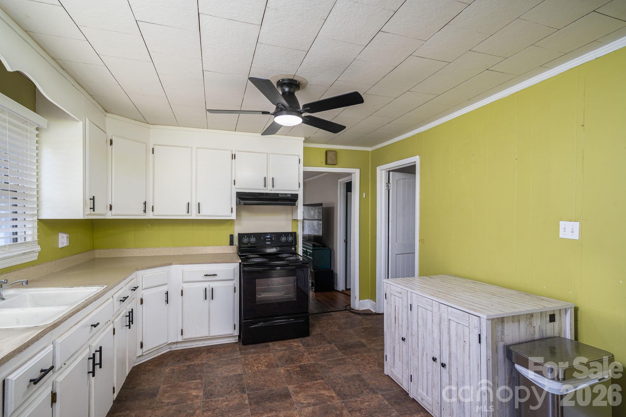 2820 Westview Street — Gastonia