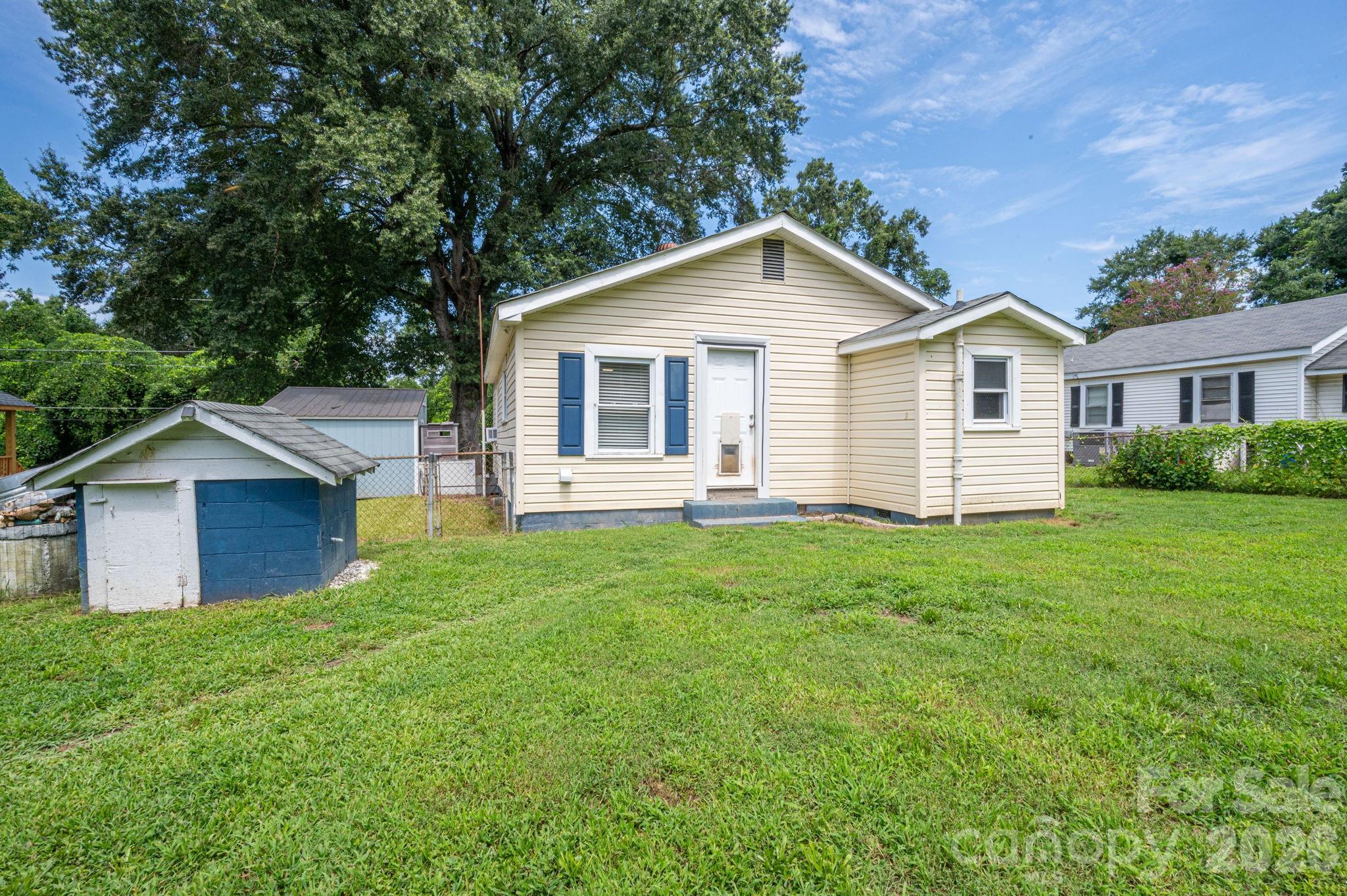 2820 Westview Street — Gastonia