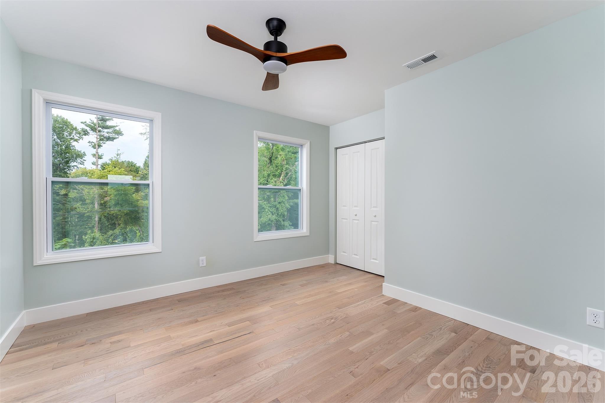 12 Crestfield Avenue — Asheville