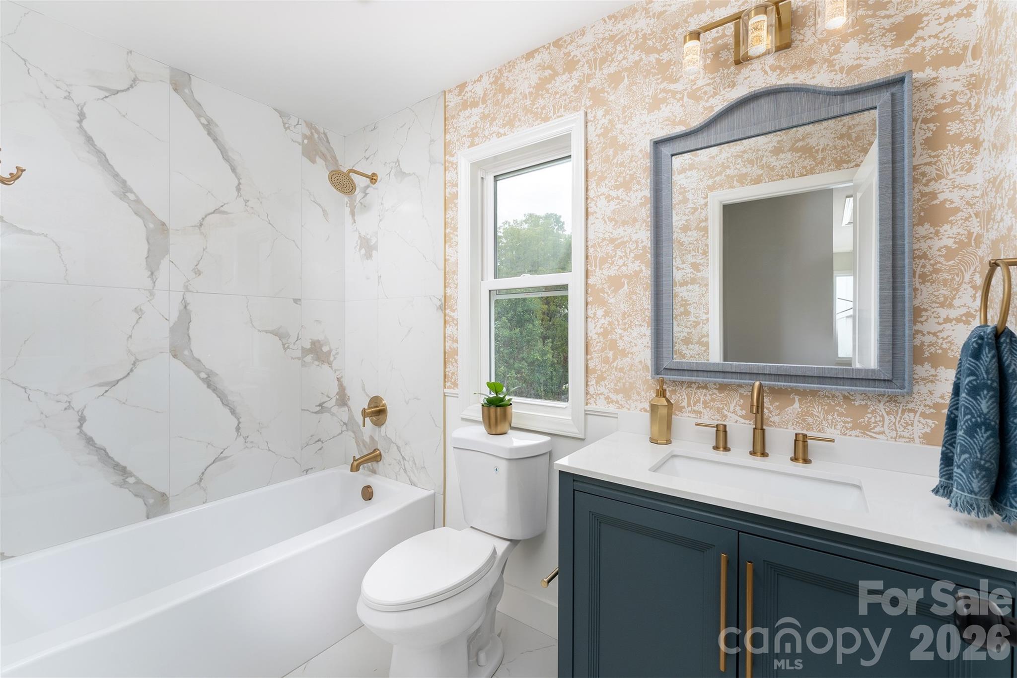 12 Crestfield Avenue — Asheville