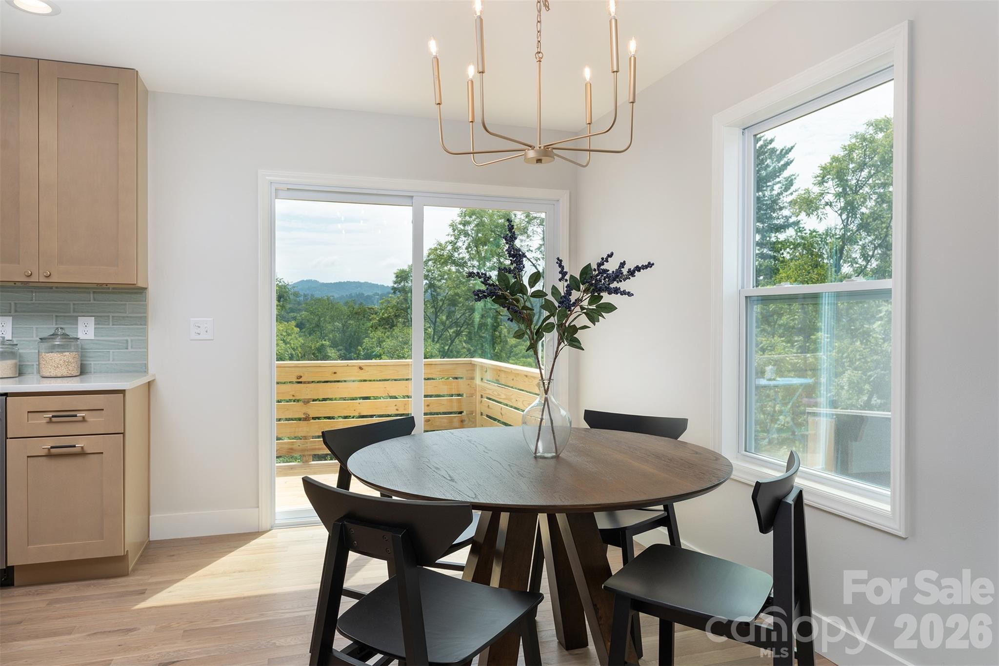 12 Crestfield Avenue — Asheville
