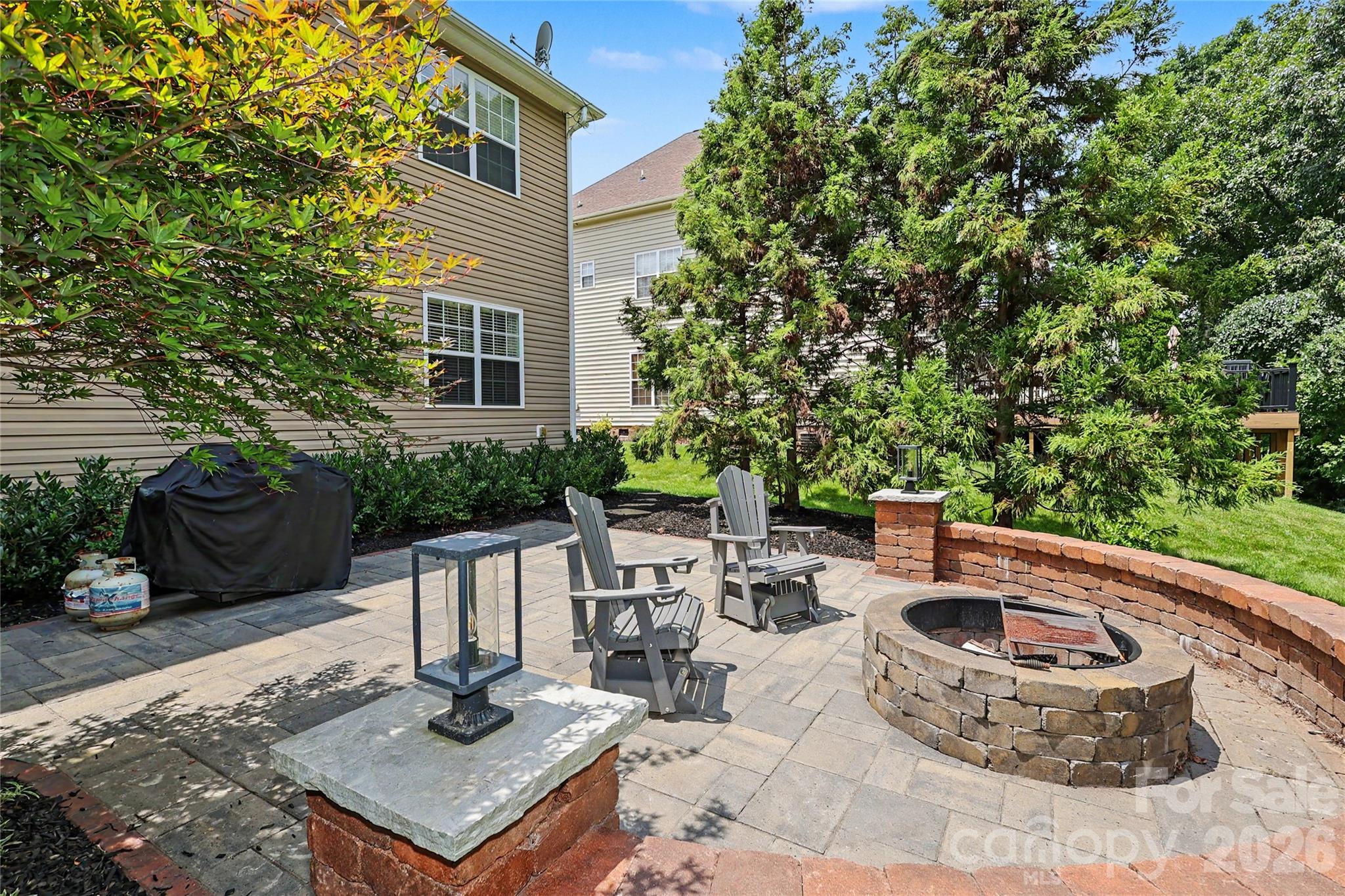 5933 Checkerberry Lane — Huntersville