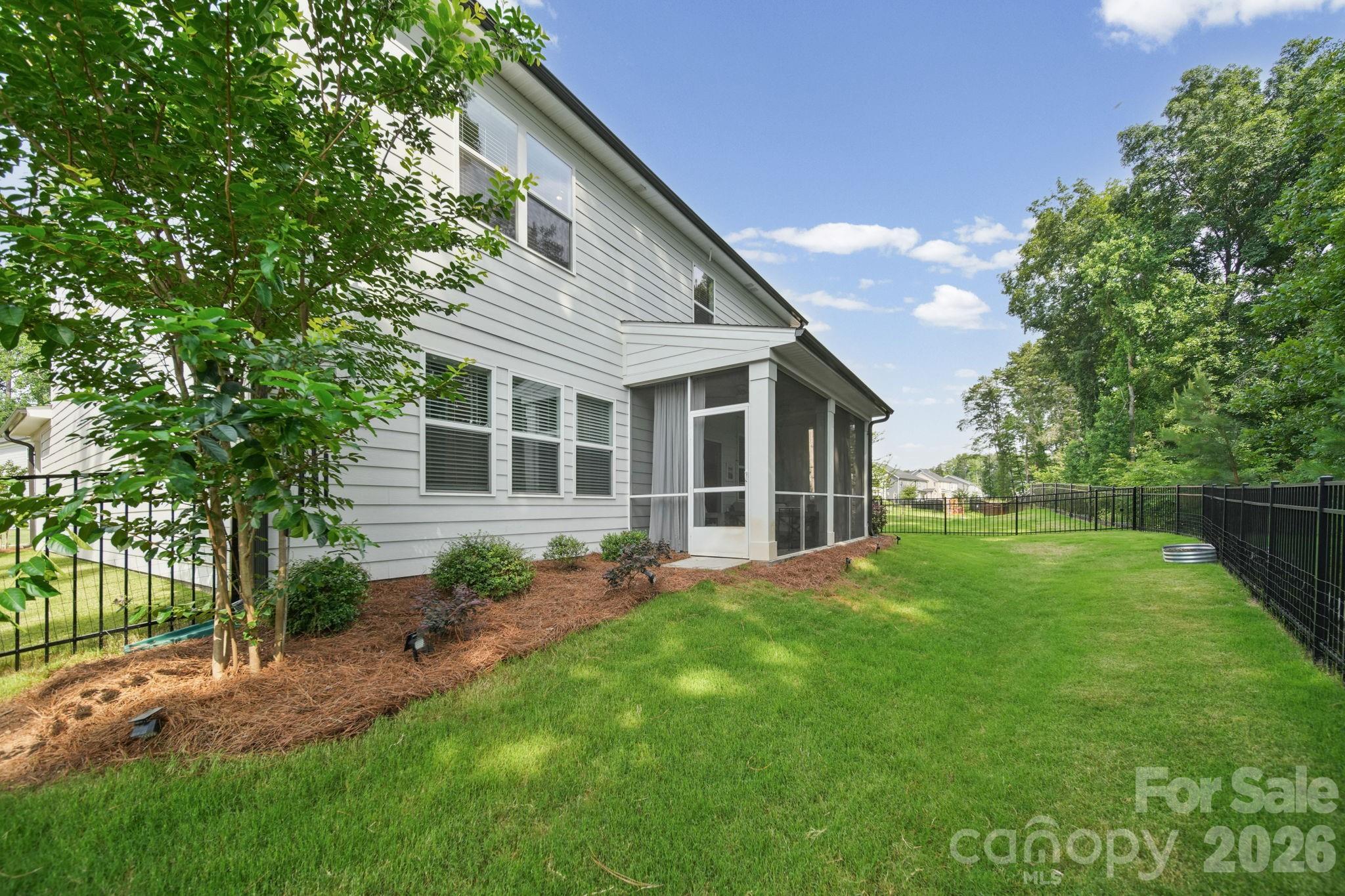 8114 Franklin Trail Street — Charlotte