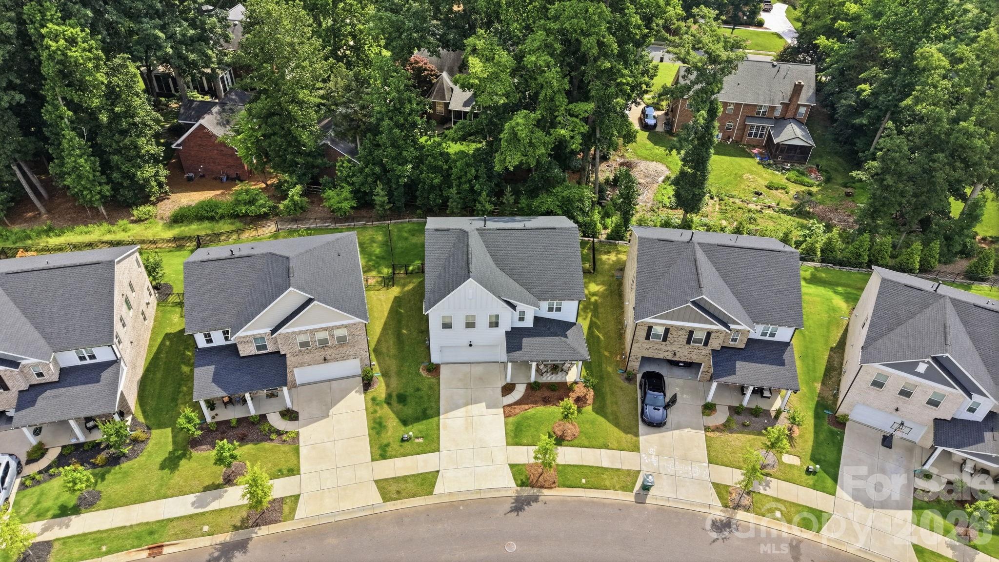 8114 Franklin Trail Street — Charlotte