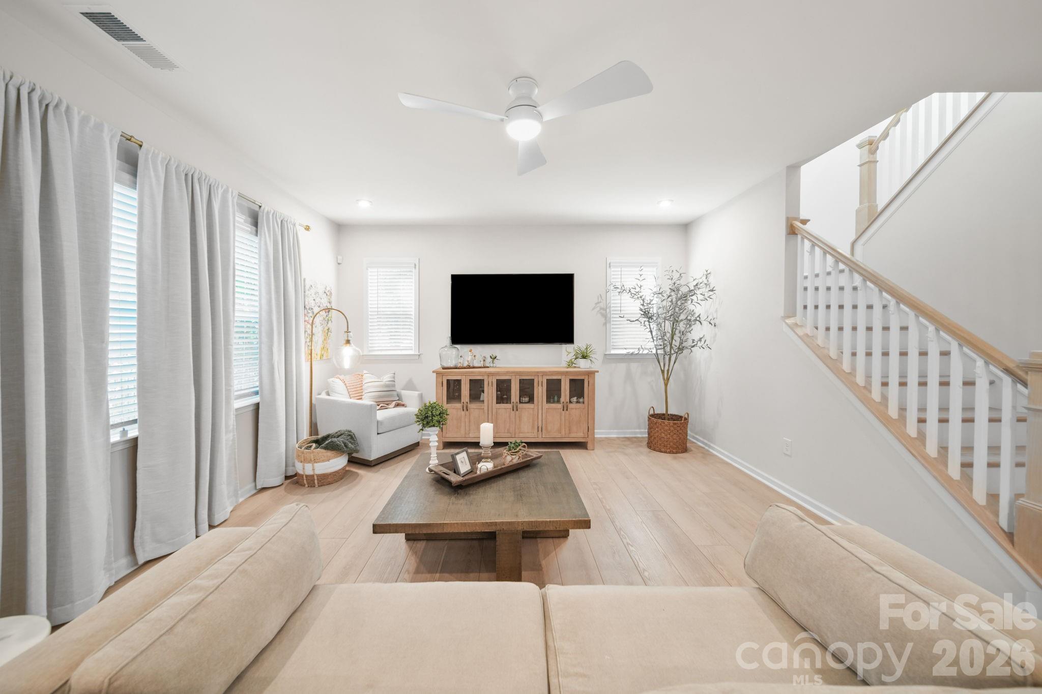 8114 Franklin Trail Street — Charlotte