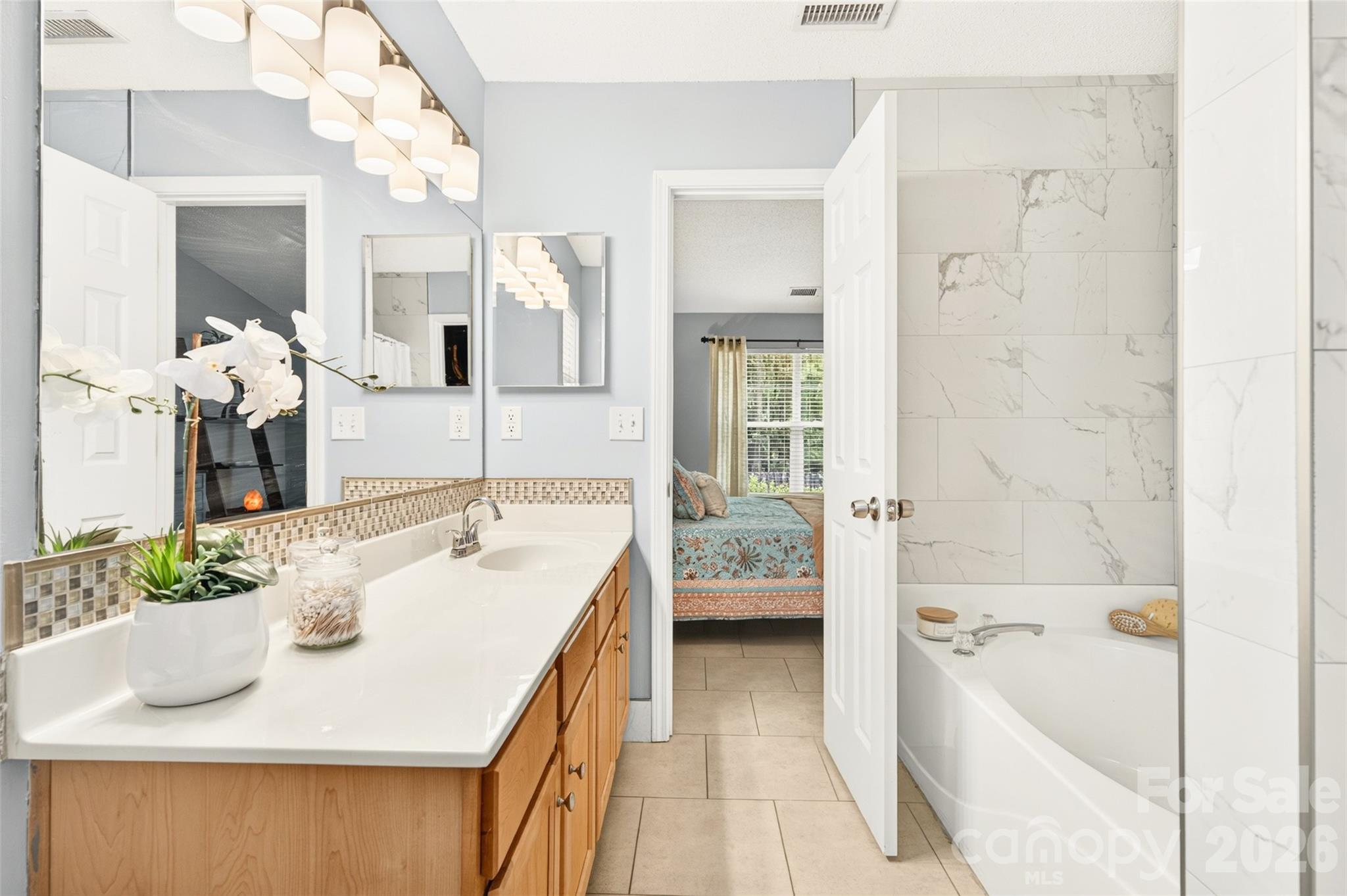 2627 Bridgeville Lane — Charlotte