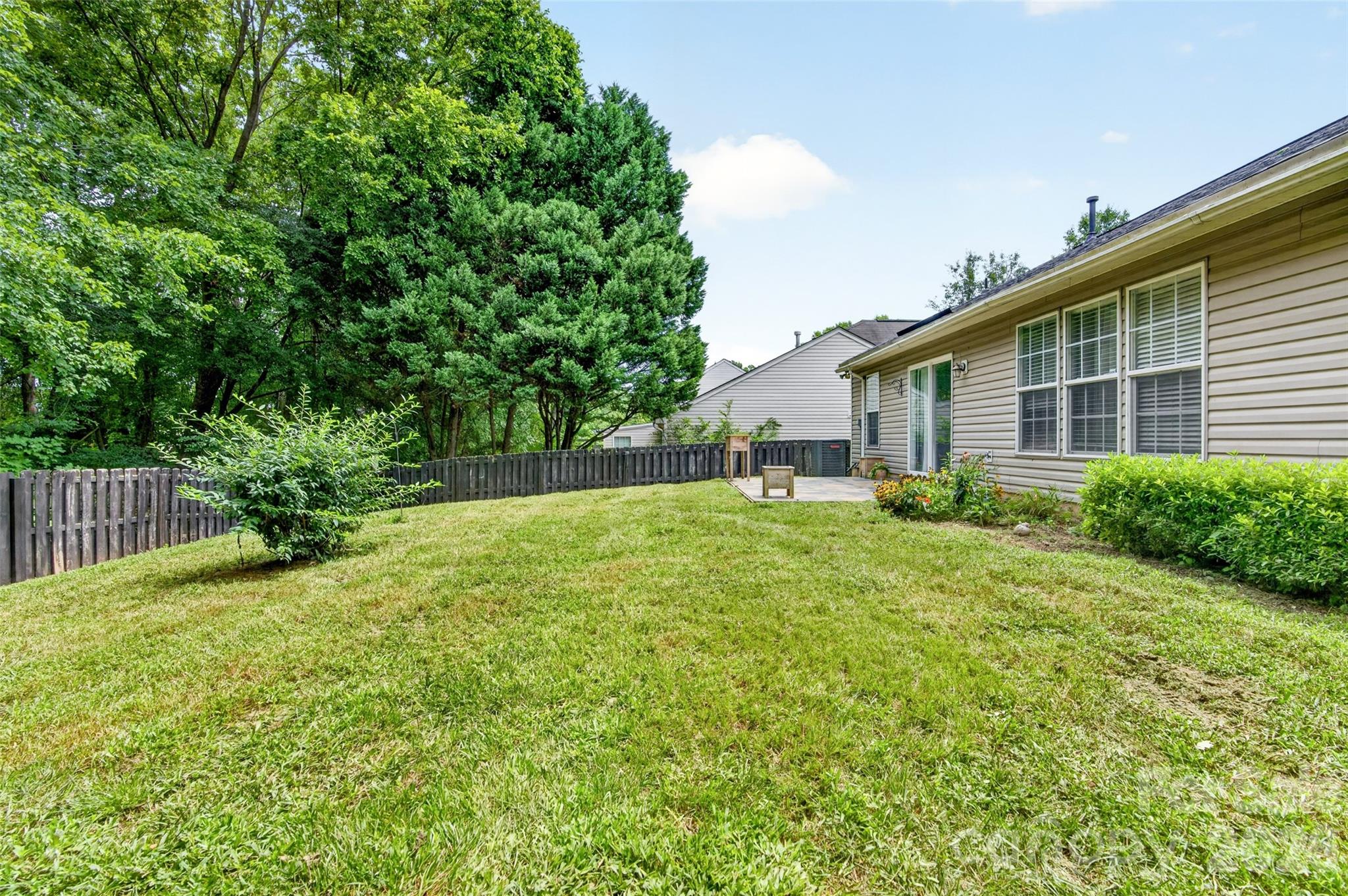 2627 Bridgeville Lane — Charlotte
