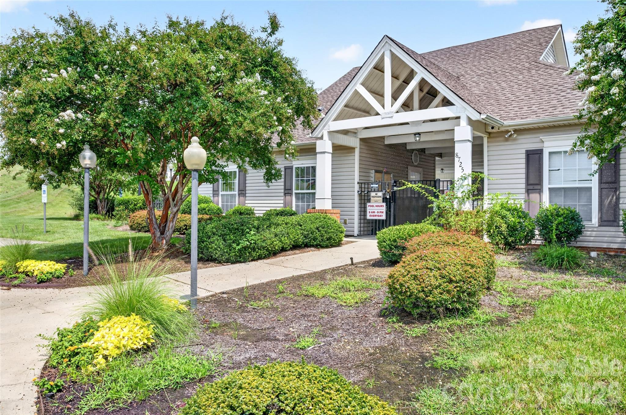 2627 Bridgeville Lane — Charlotte