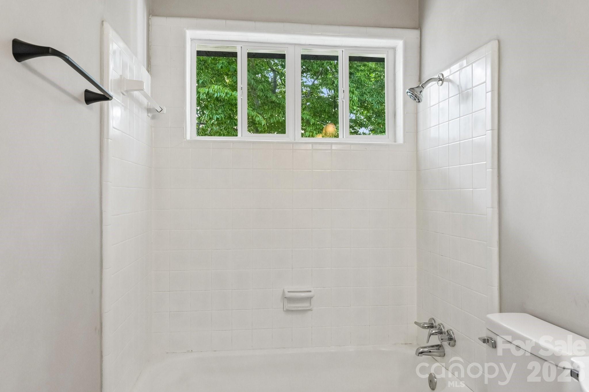 2545 Abelwood Road — Charlotte