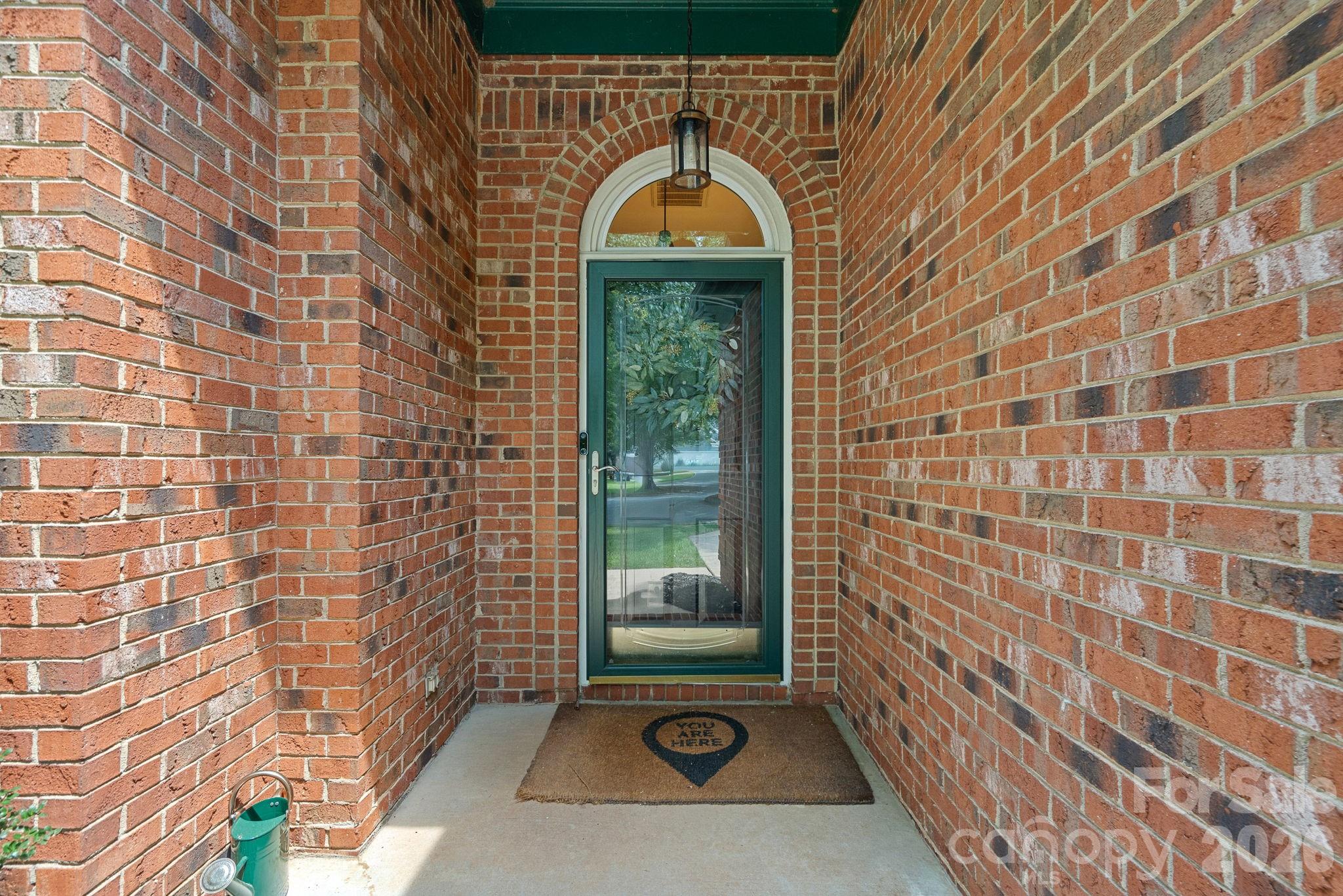 9413 Twin Trail Drive — Huntersville