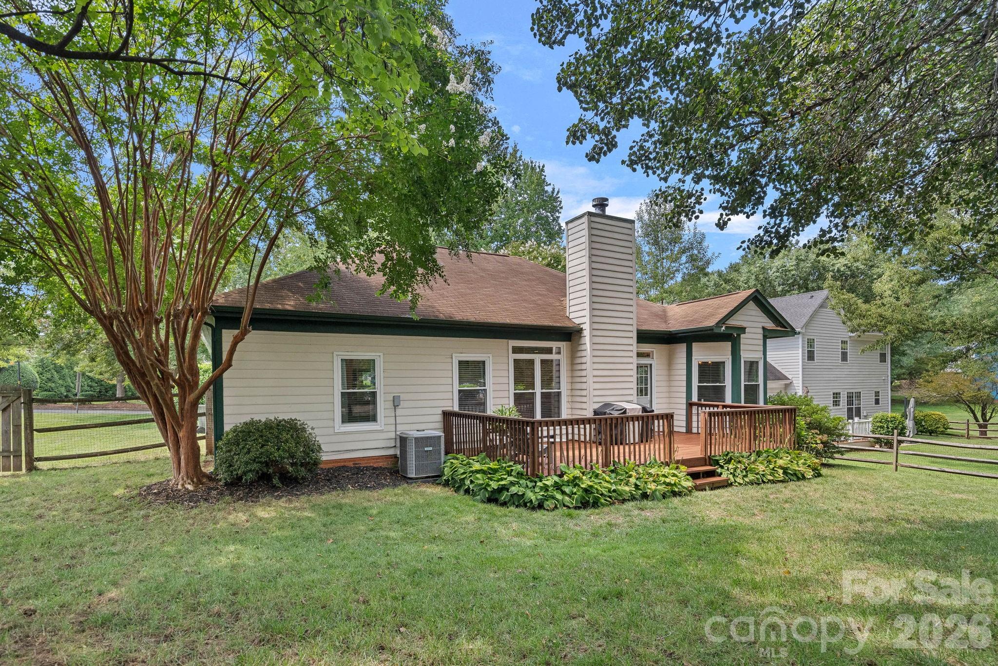 9413 Twin Trail Drive — Huntersville