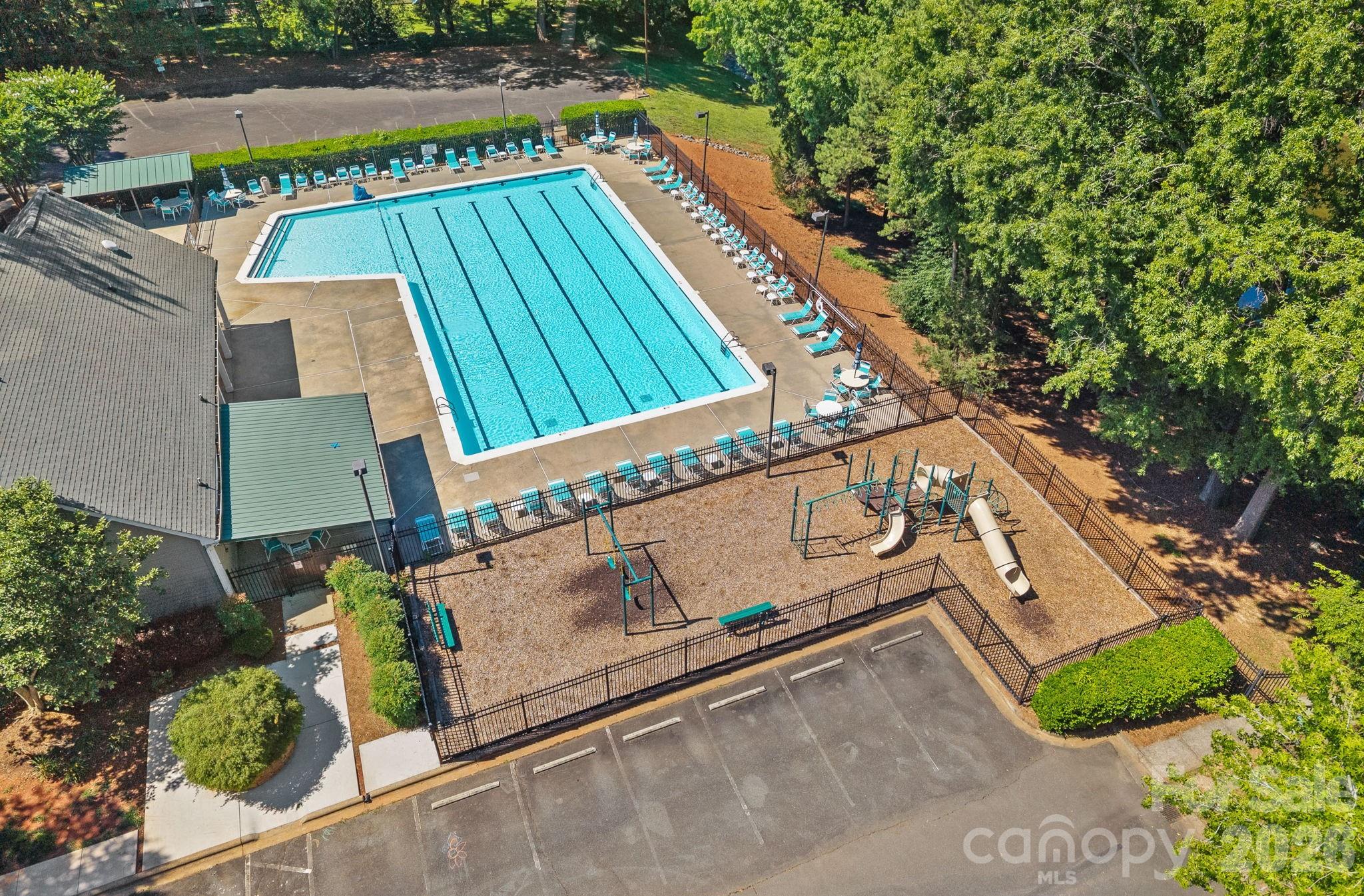 9413 Twin Trail Drive — Huntersville