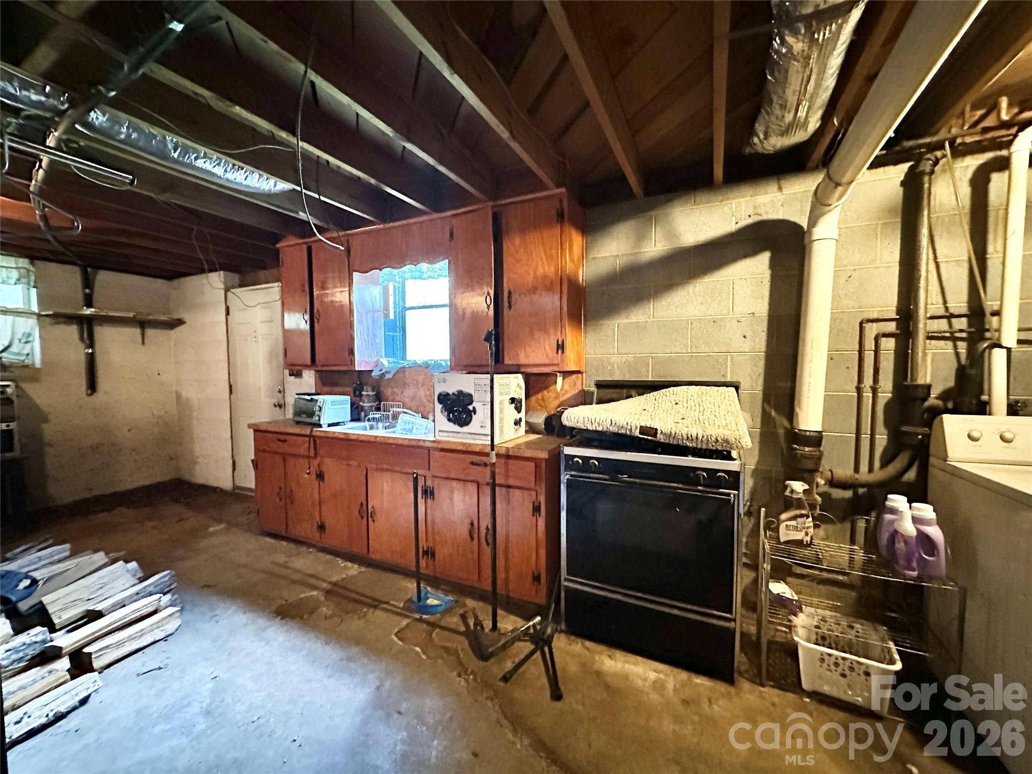 2687 Ellis Deal Avenue — Valdese