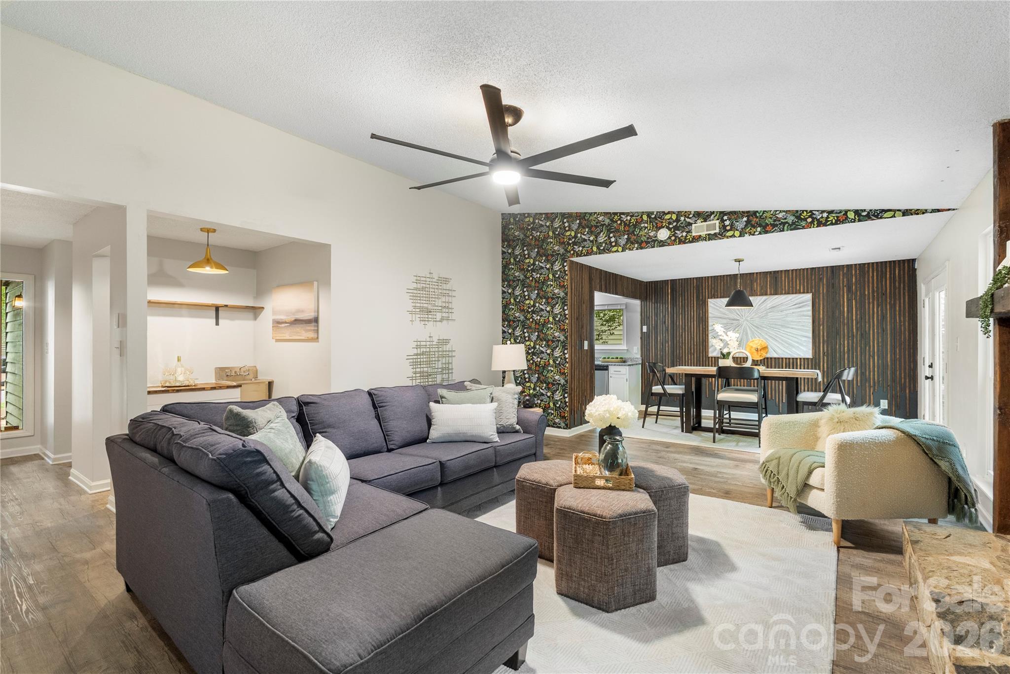 4607 Cricklewood Lane — Charlotte