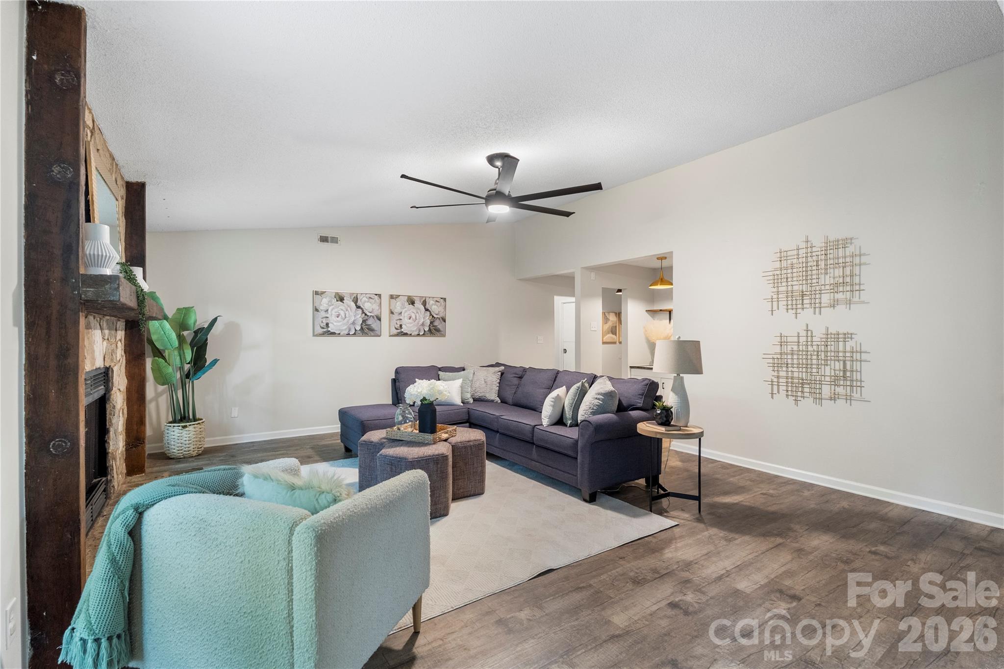 4607 Cricklewood Lane — Charlotte