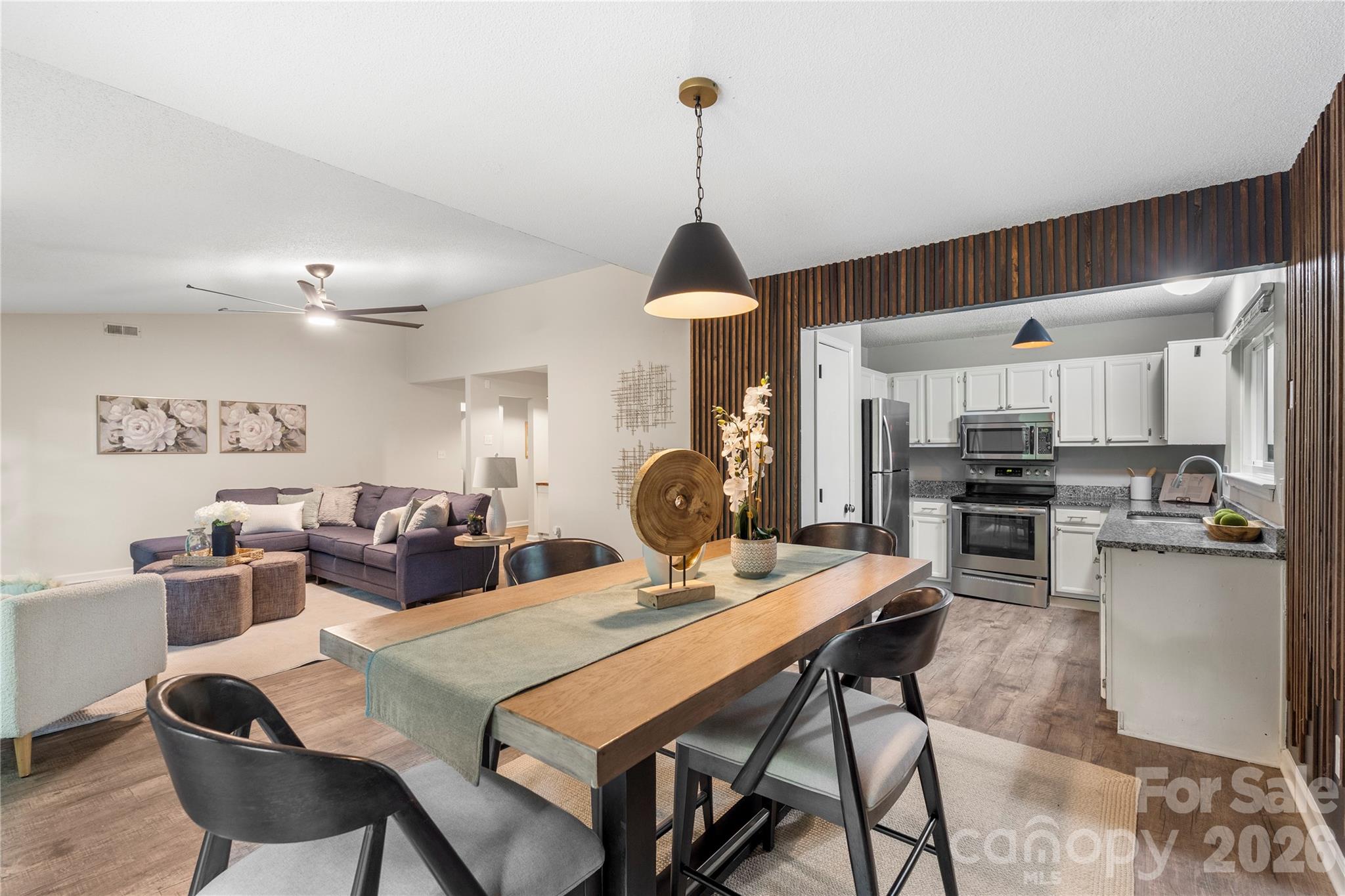 4607 Cricklewood Lane — Charlotte
