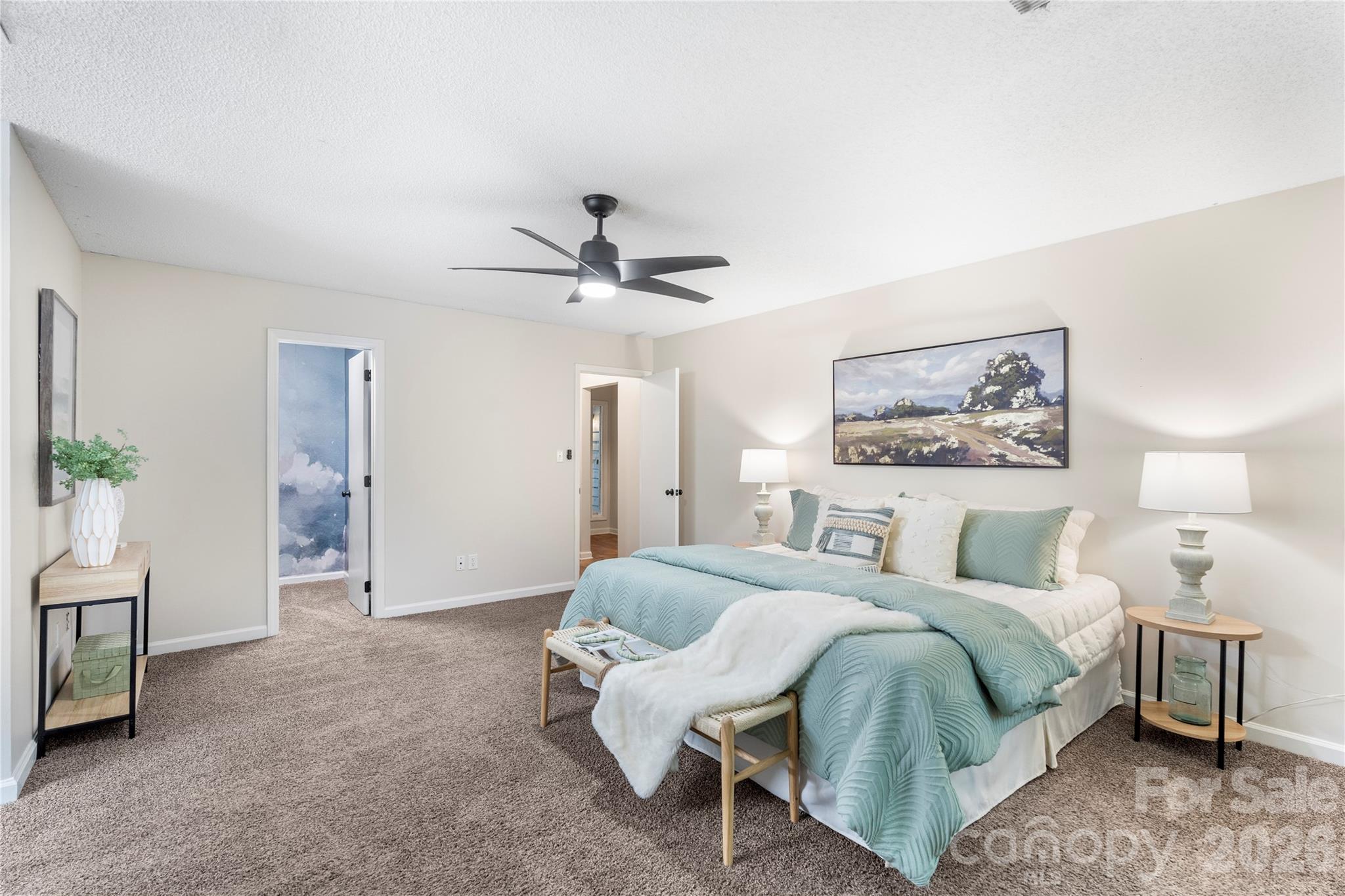 4607 Cricklewood Lane — Charlotte