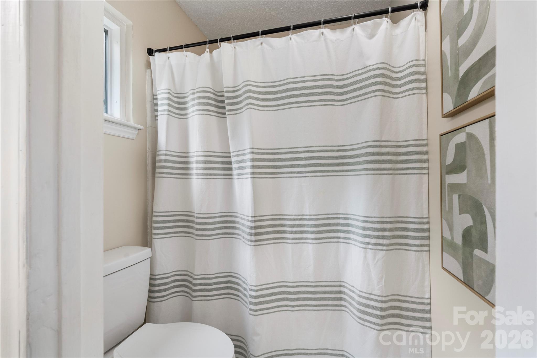 4607 Cricklewood Lane — Charlotte