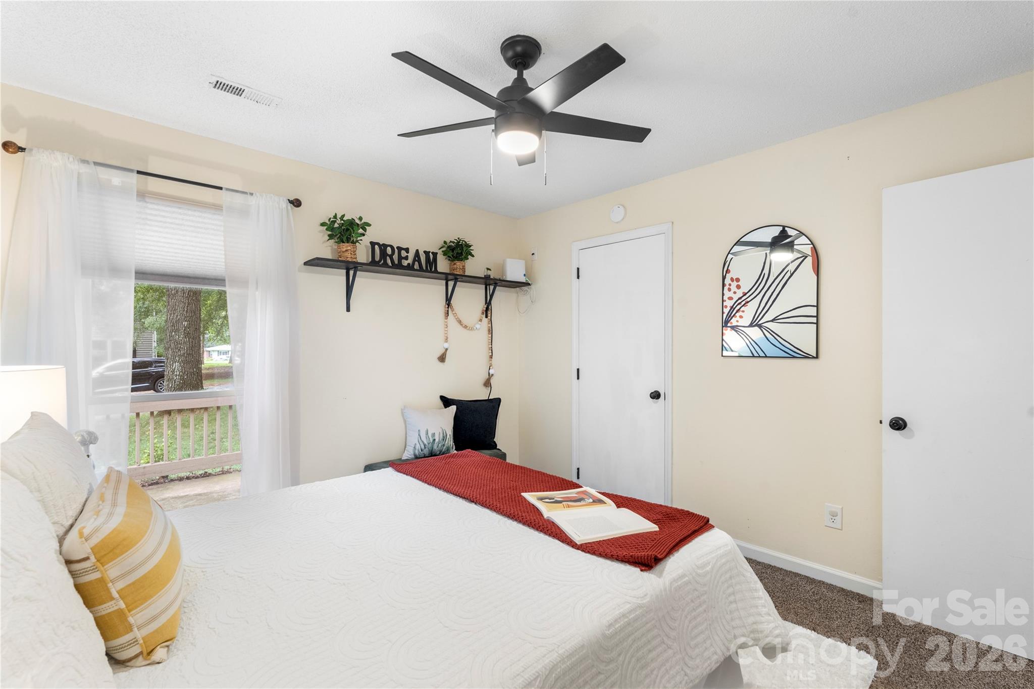 4607 Cricklewood Lane — Charlotte