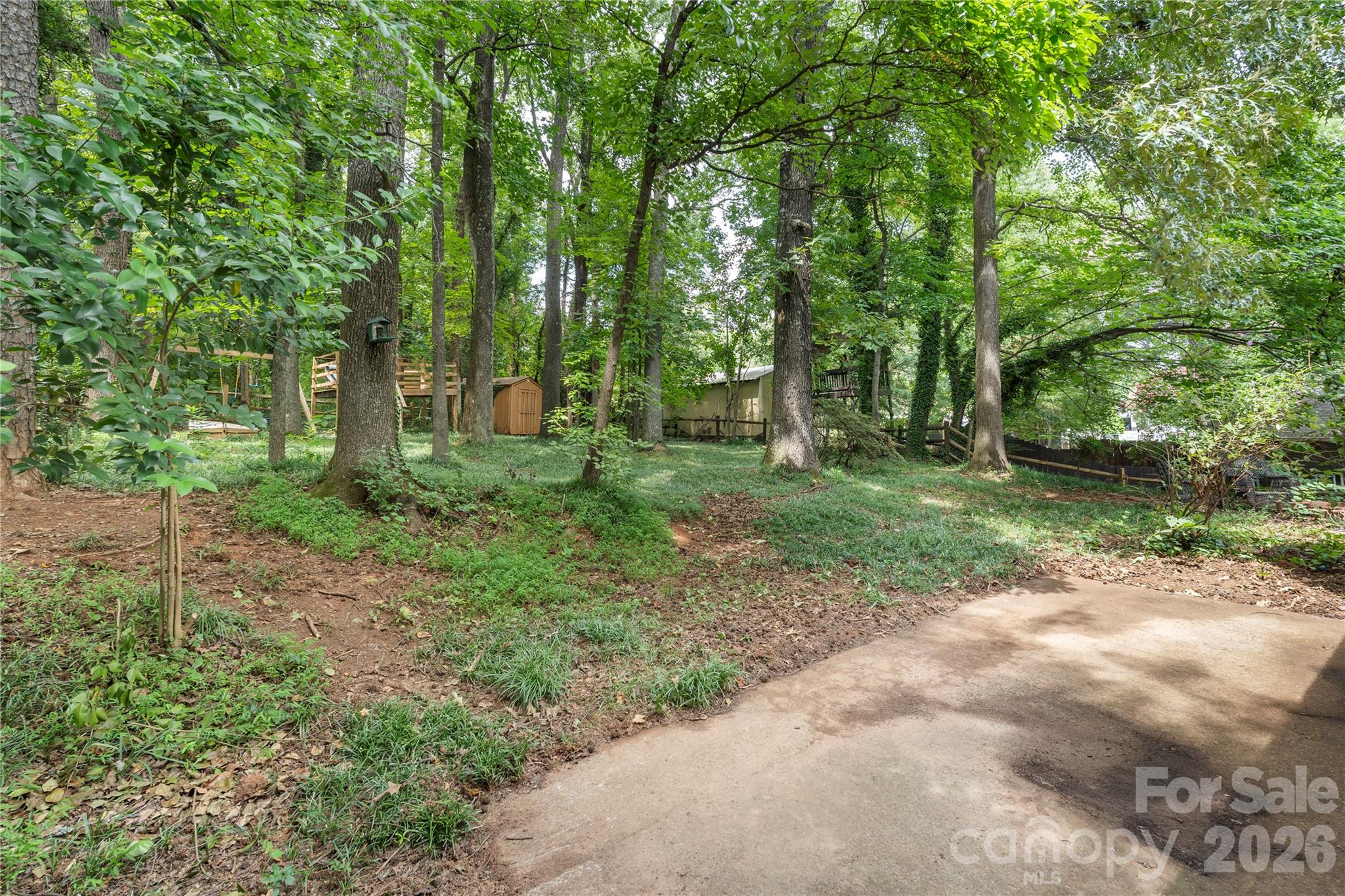 4607 Cricklewood Lane — Charlotte