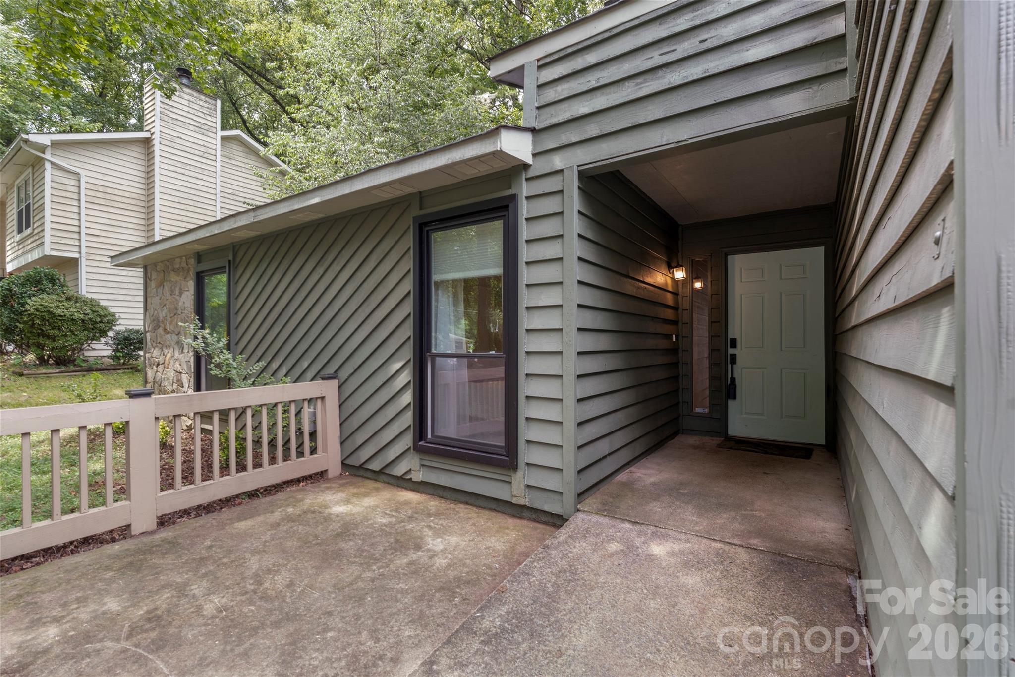 4607 Cricklewood Lane — Charlotte