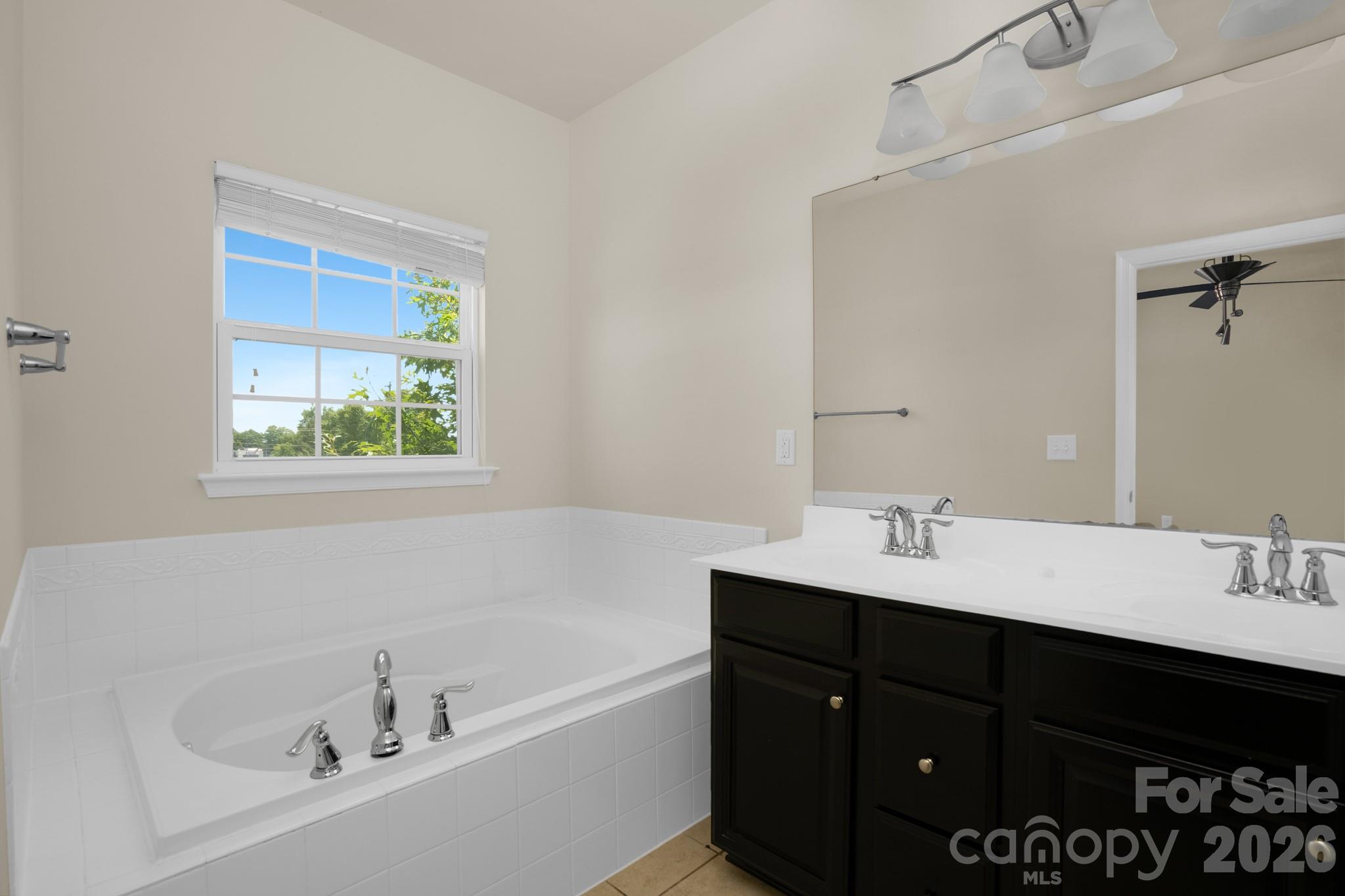 2302 Rachelwood Drive — Charlotte