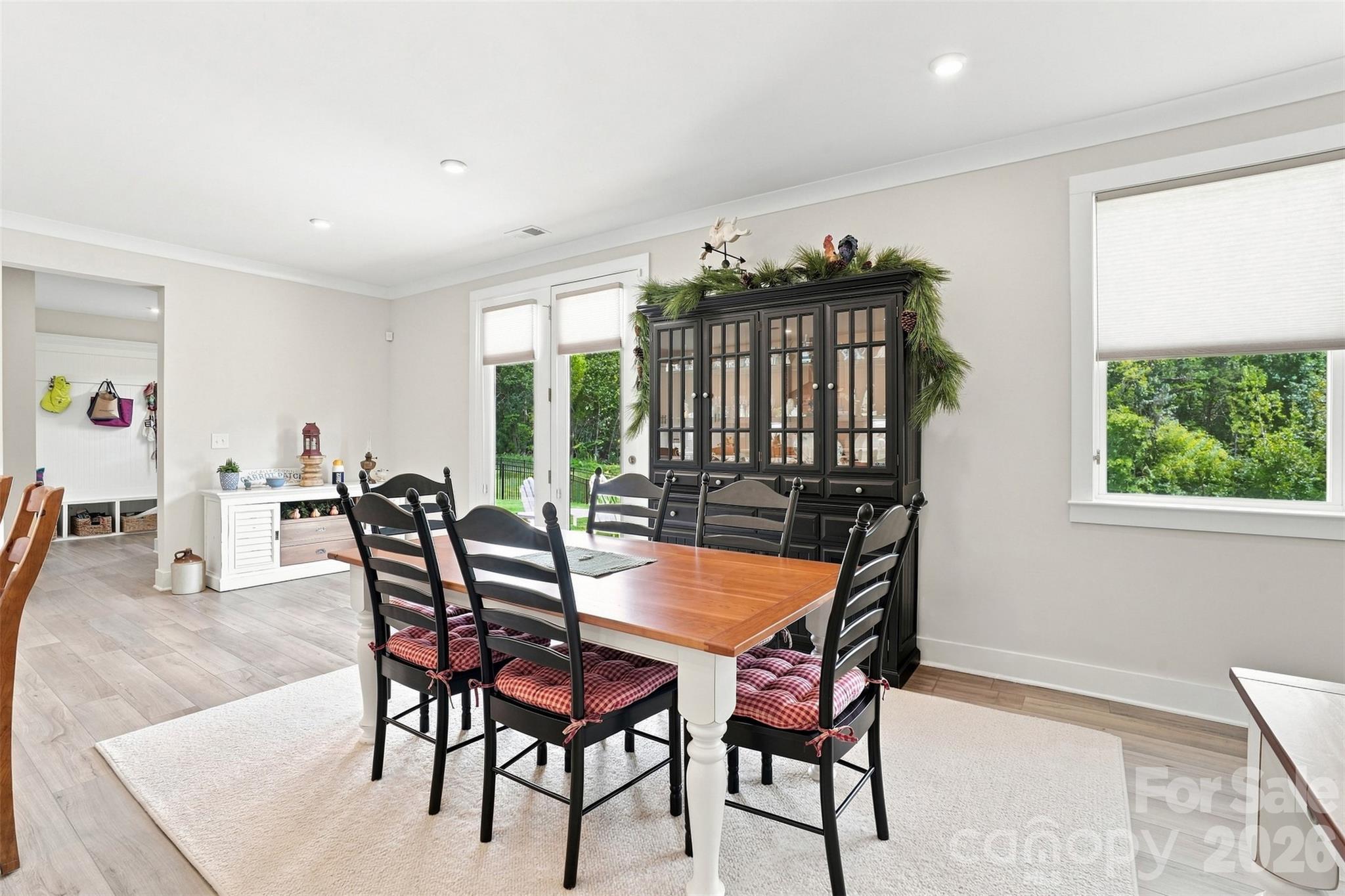220 E Warfield Drive — Mooresville