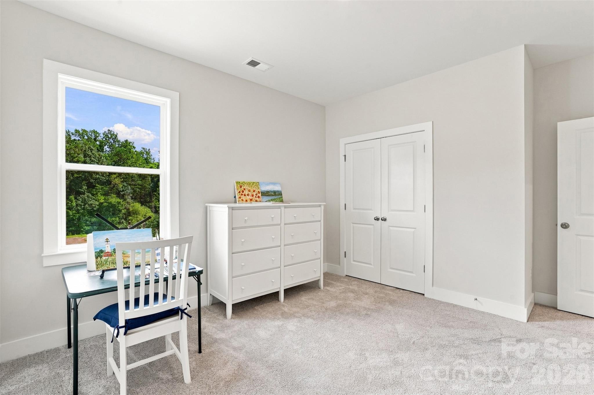 220 E Warfield Drive — Mooresville