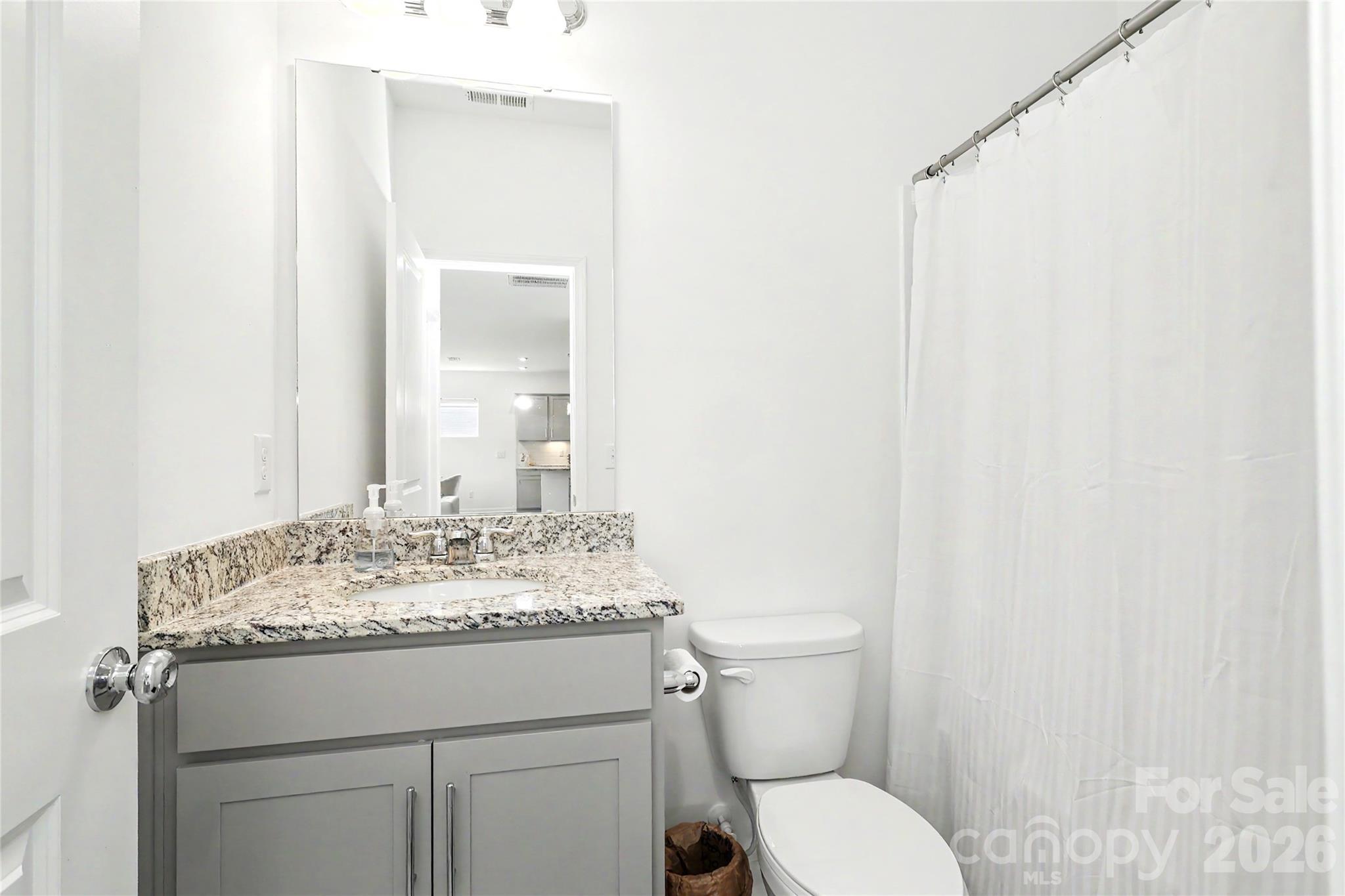 11122 Glasden Road — Charlotte