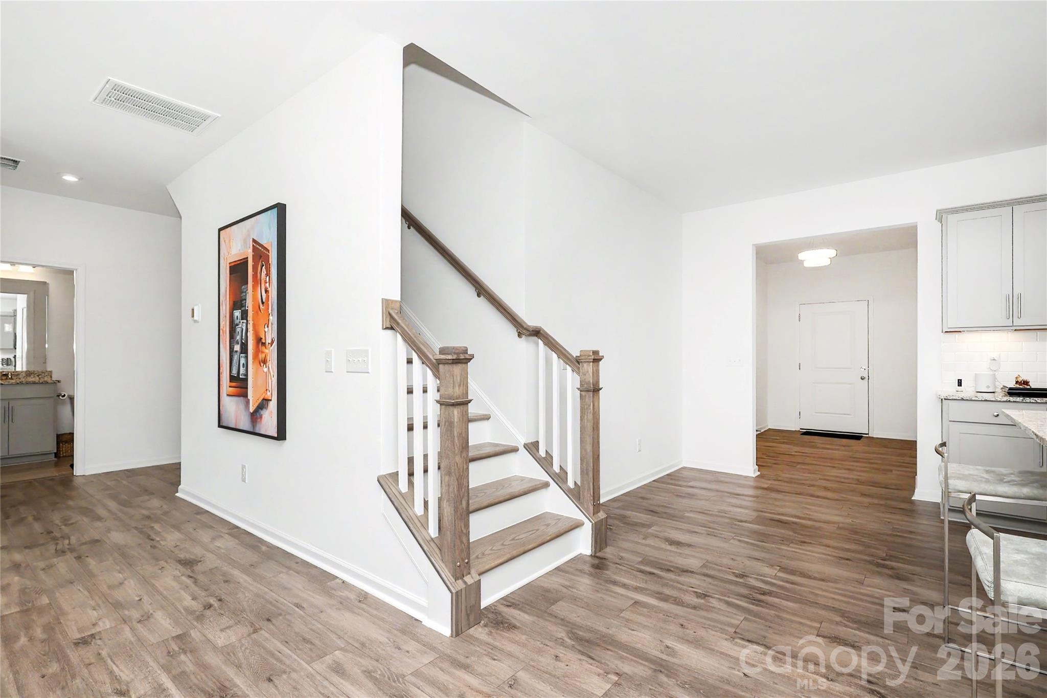 11122 Glasden Road — Charlotte