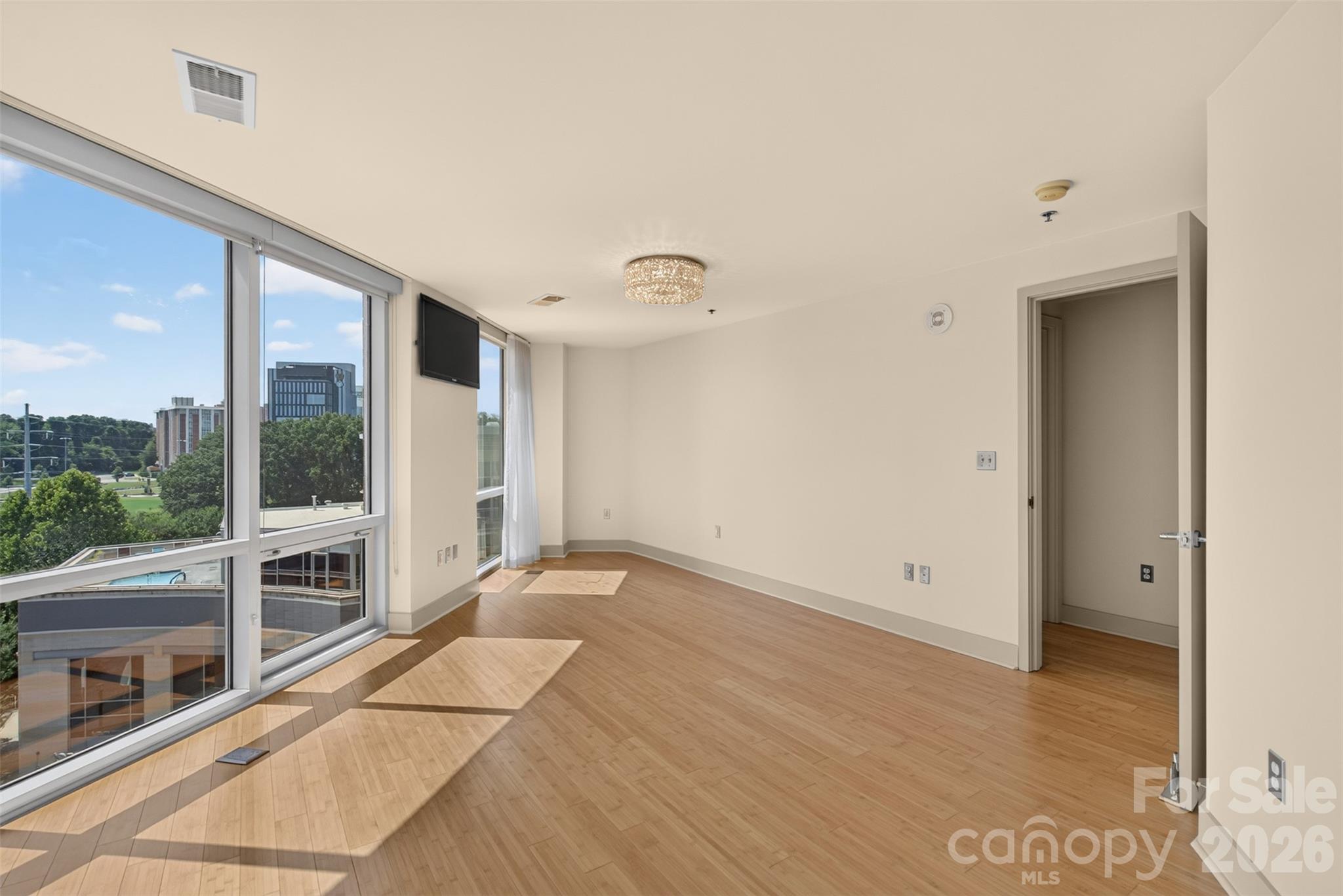 1133 Metropolitan Avenue #617 — Charlotte