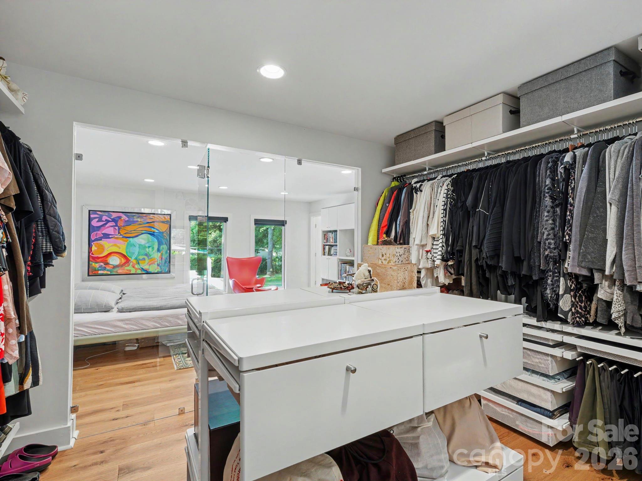 811 Lansdowne Road — Charlotte