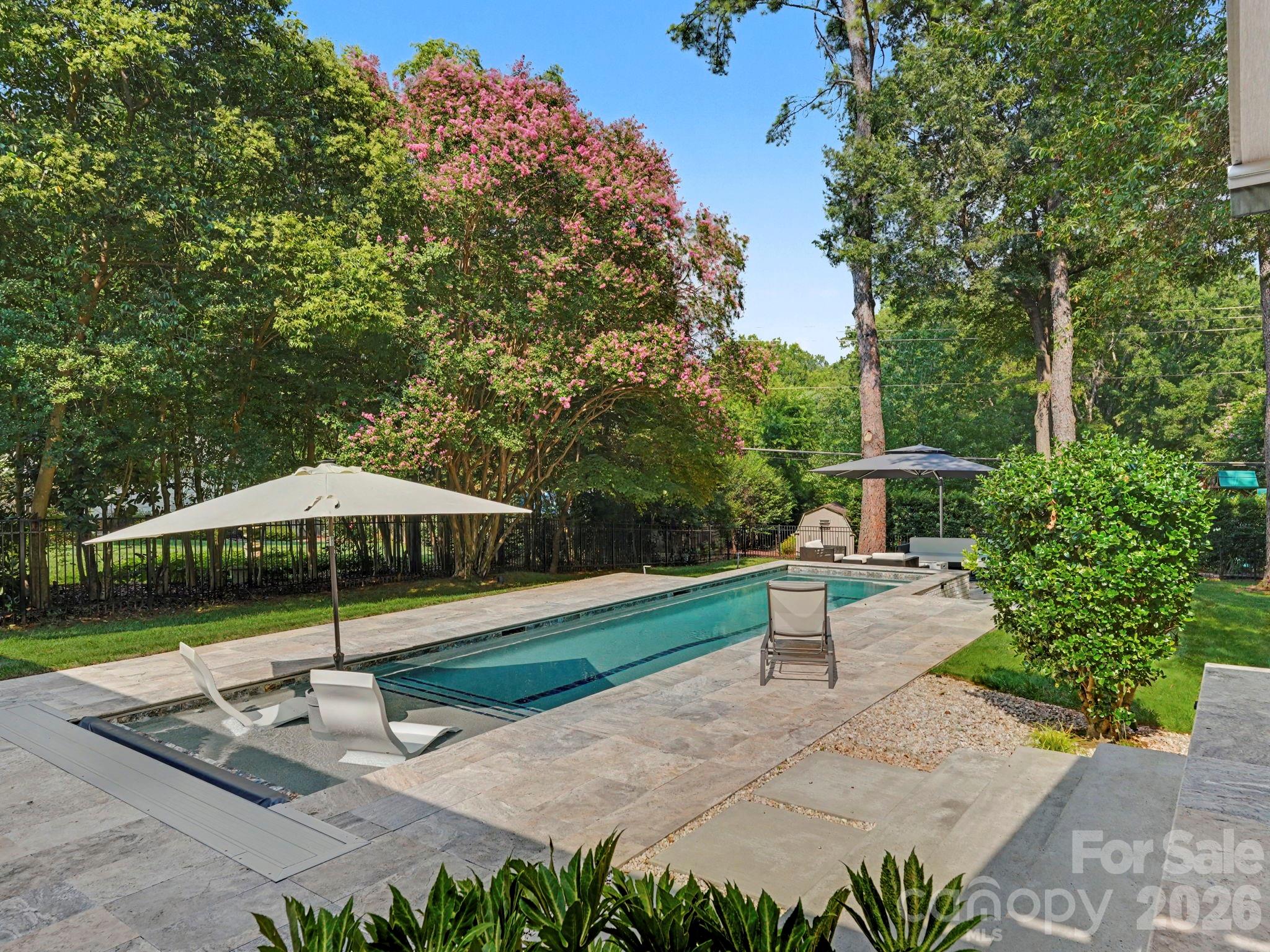 811 Lansdowne Road — Charlotte