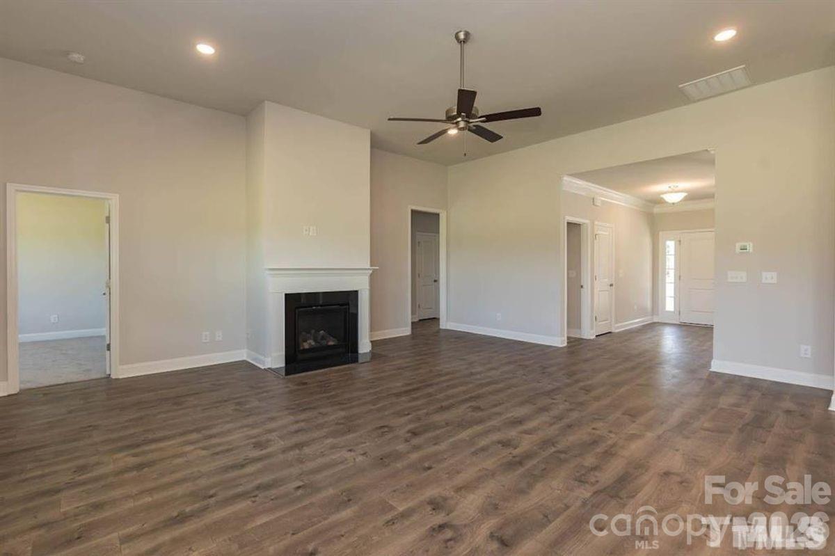 5119 Colchester Court #59 — Catawba