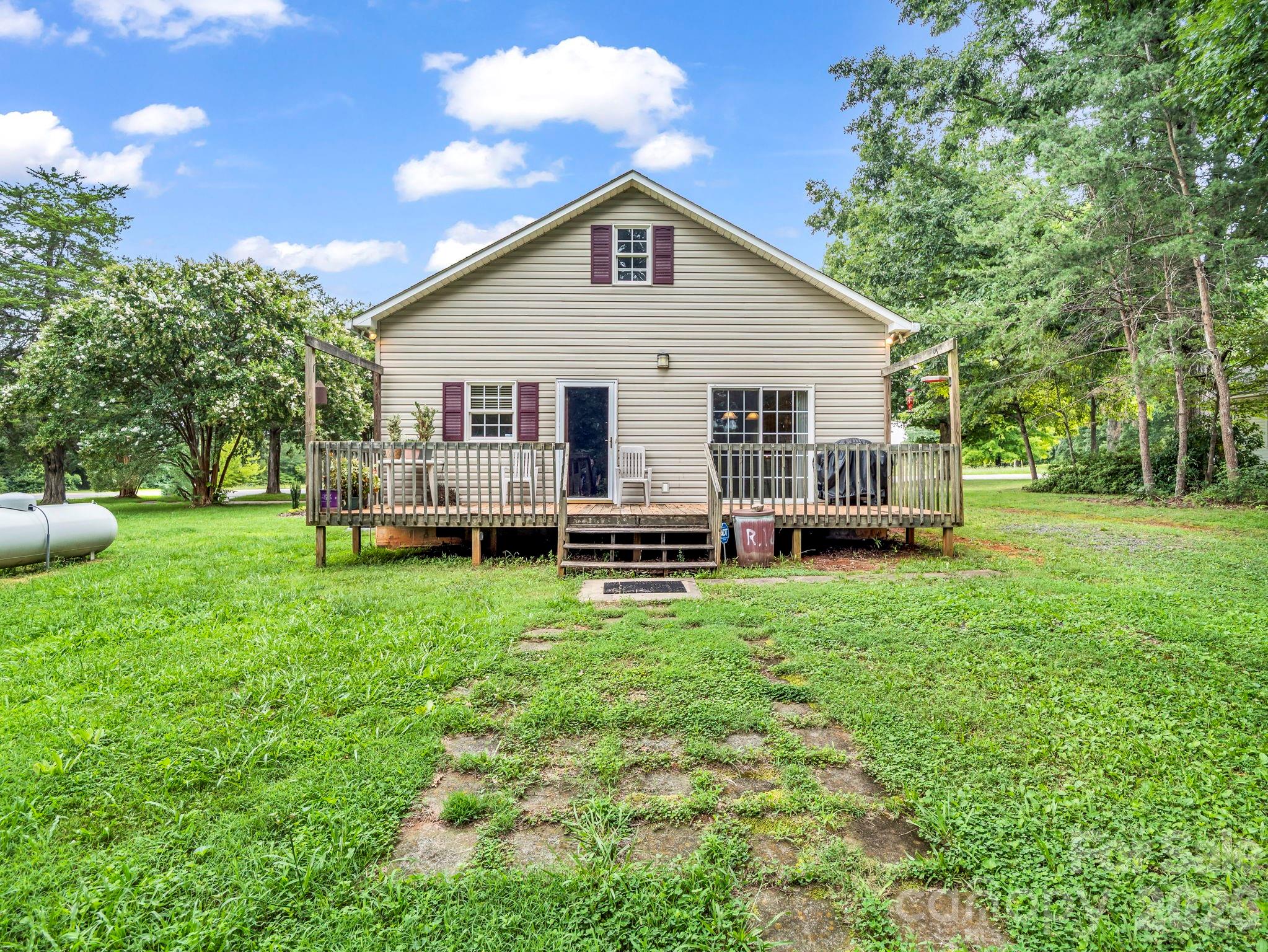 1264 Piney Ridge Road — Forest City
