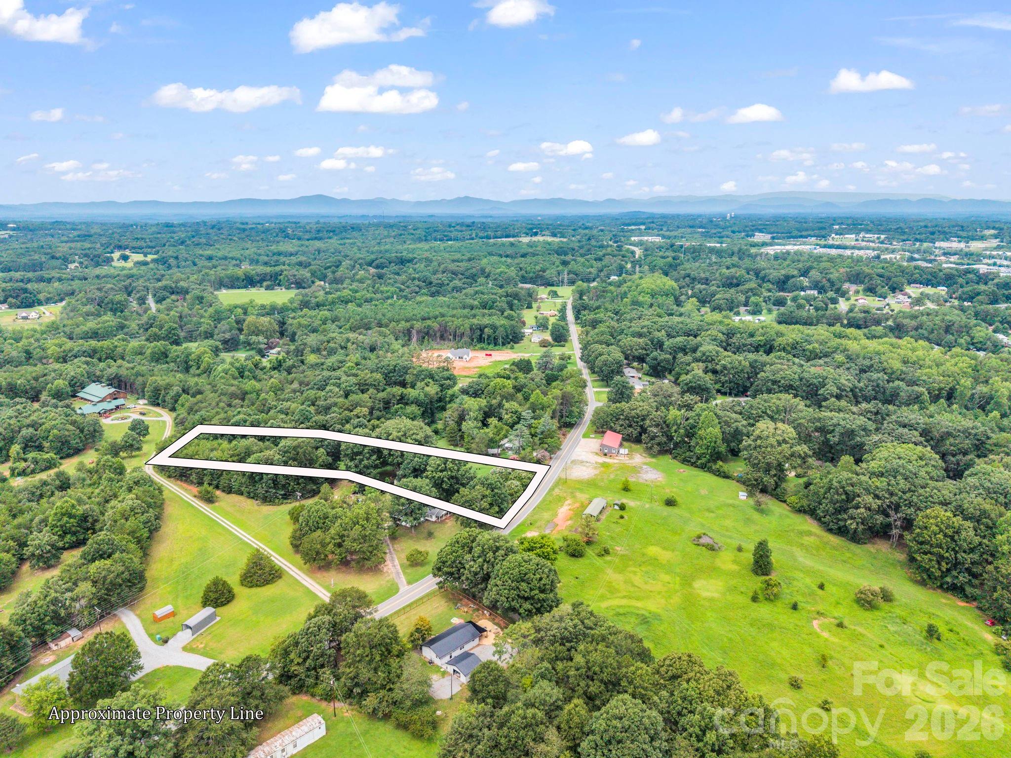 1264 Piney Ridge Road — Forest City