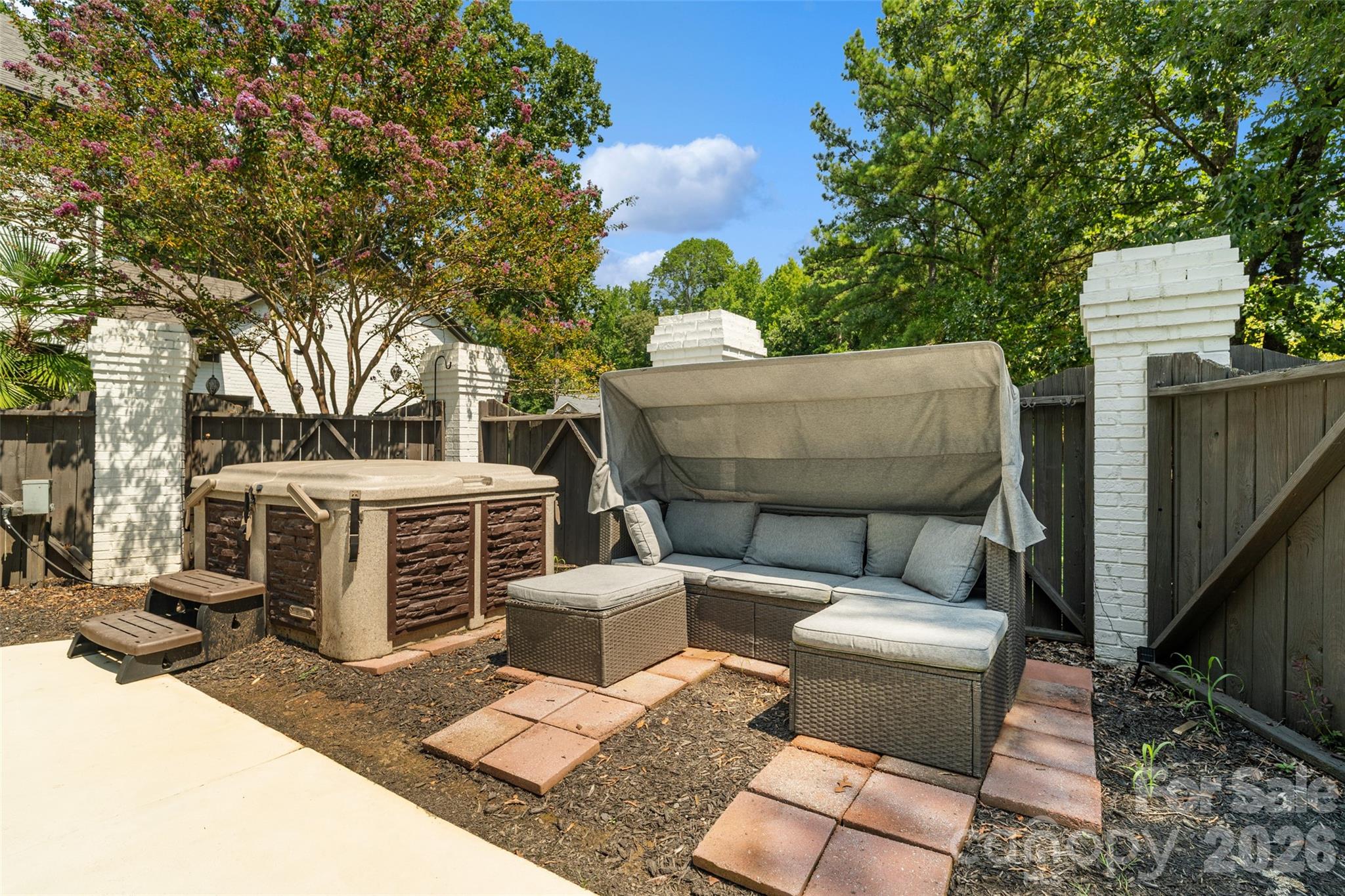 690 Knighton Hill Road — Rock Hill