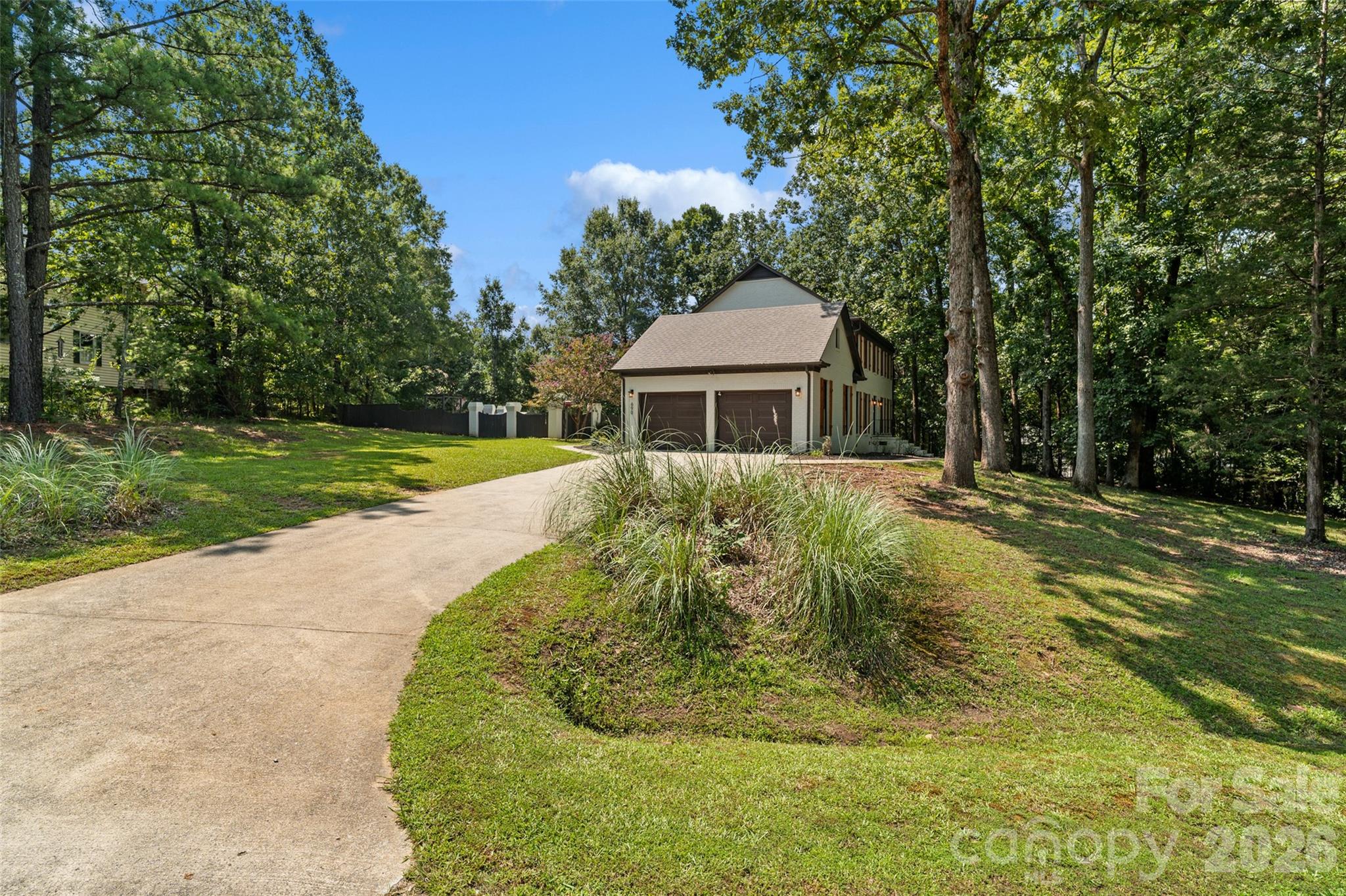 690 Knighton Hill Road — Rock Hill