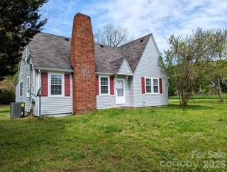 1862 Salem Church Road — Lincolnton