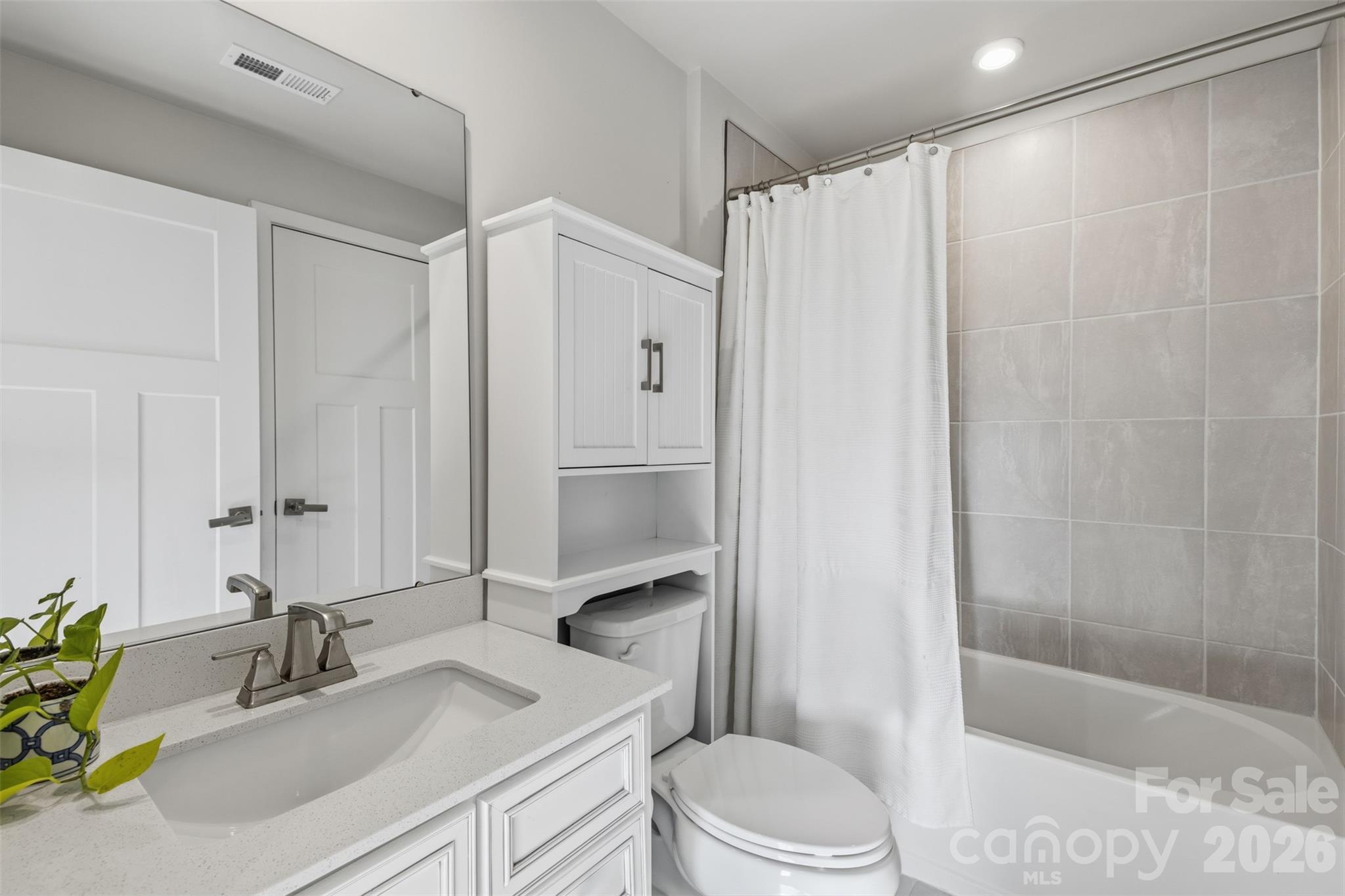 2035 Dornoch Road — Tega Cay